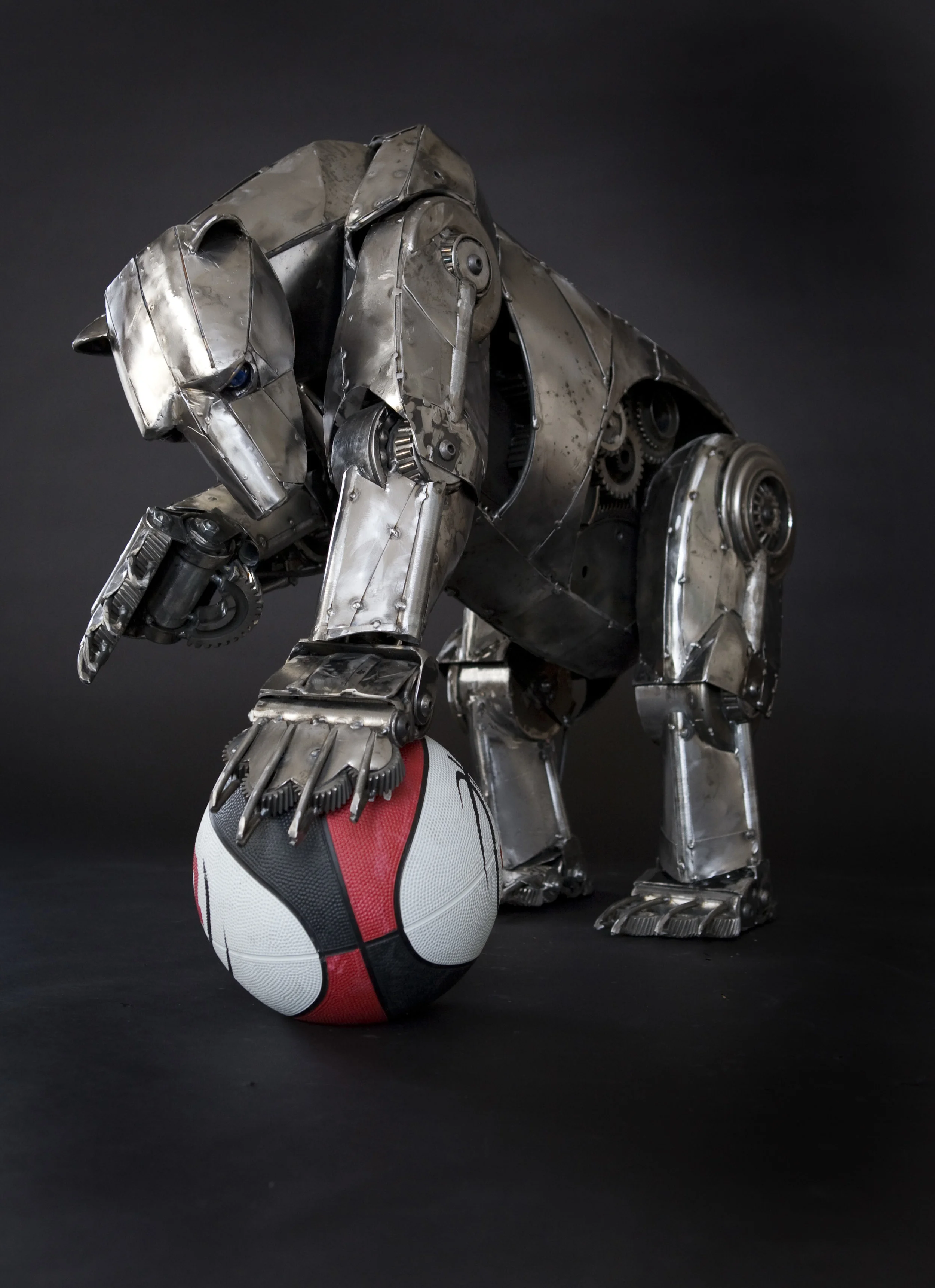 metal polarbear -basketball 3.jpg
