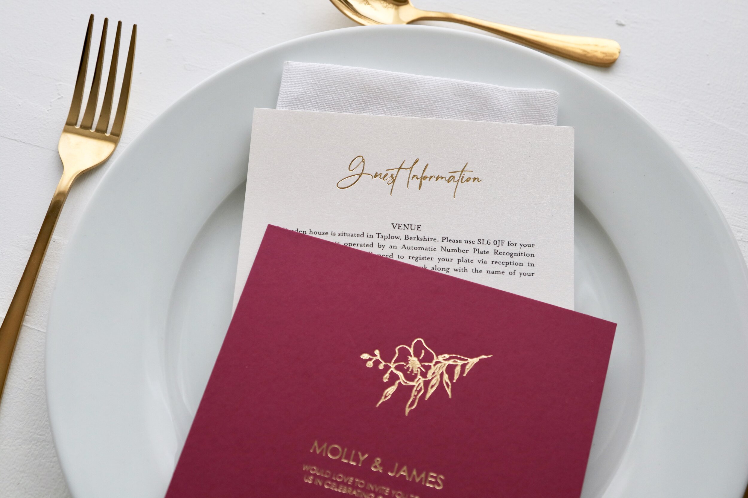 Guest information - Foiled