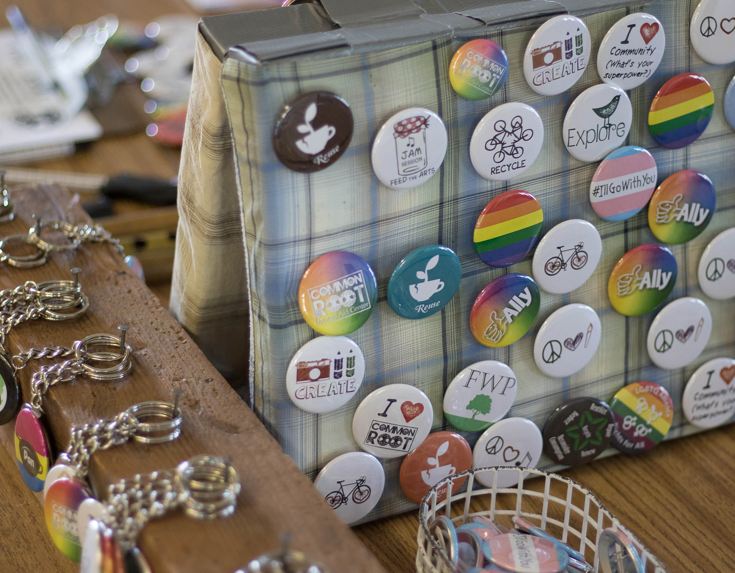 Buttons_for_change-2400.jpg