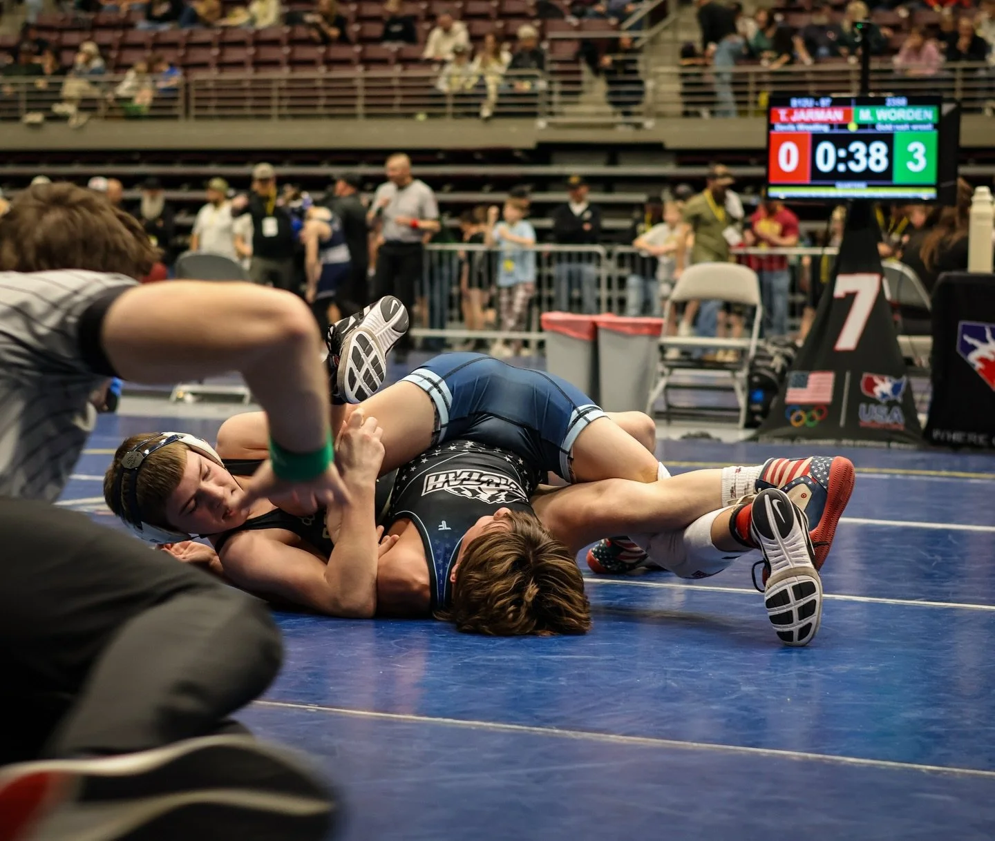 Beehive Brawl 2026
#grwa #goallin