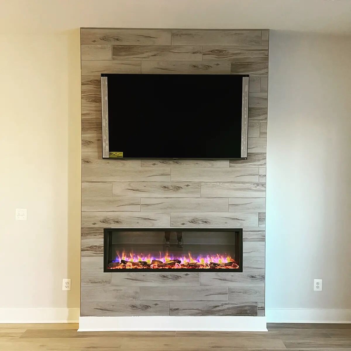 New construction TV mount!!! 
-
-
-
#charlottesvilleelectrician #electrical #charlottesvillehandyman #newconstruction #electricians #charlottesville #wireemup #cvilleserviceupgrade #electricityva #cvilleelectrician #contractorcville #electricalva #ch