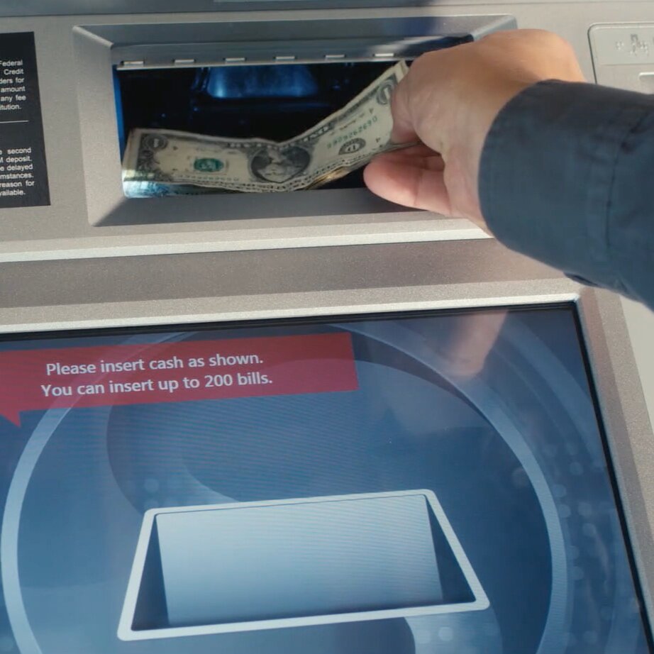 Is Cash Safe to Handle?