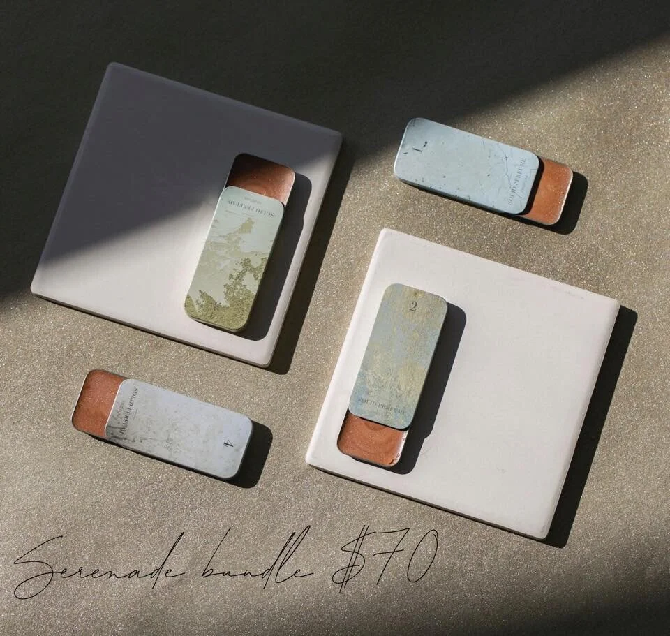 This bundle includes our Be transported to a night at the symphony with this harmonious collection of all four solid perfumes! Our classic Rose Gold illuminator is infused with each of these fragrances for a shimmery, scentsational experience.