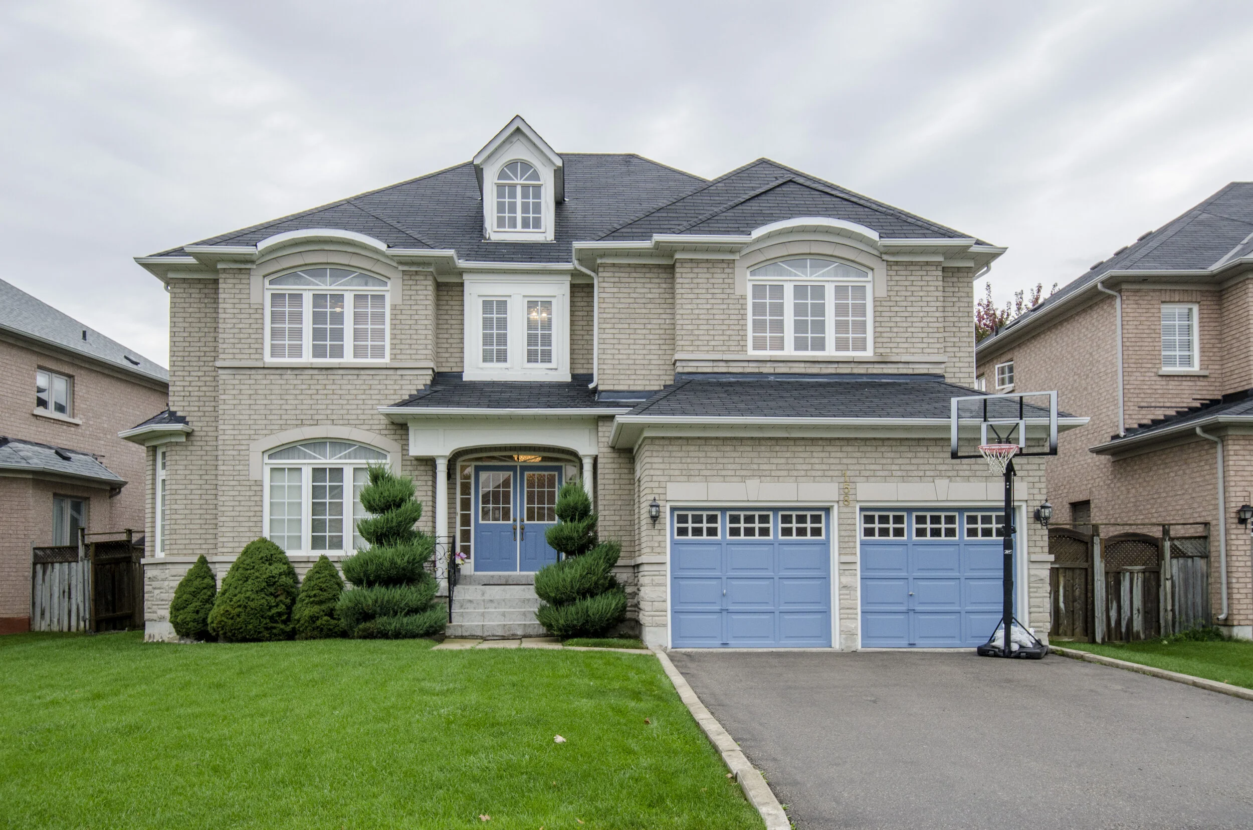 158 Village Gate Dr