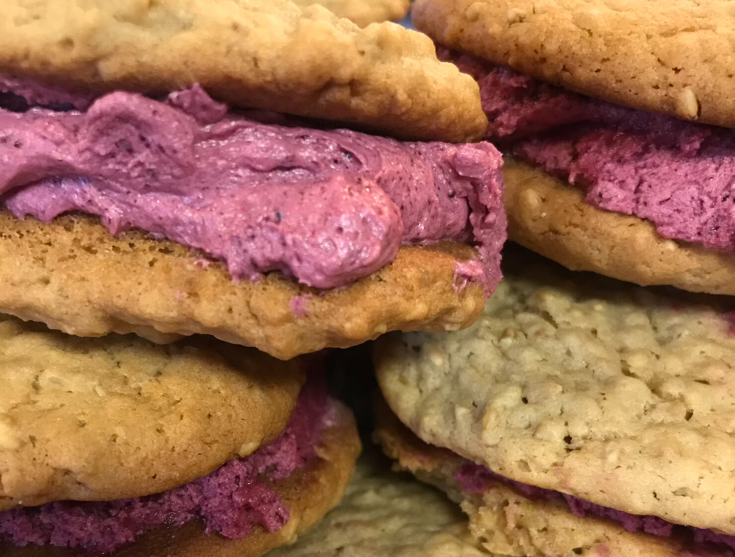 Black Raspberry Whoopie Pies