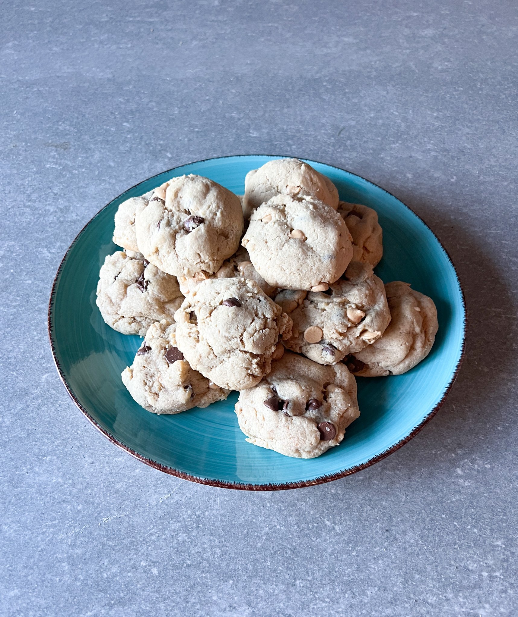 Chocolate Chip Peanut Butter Cookies