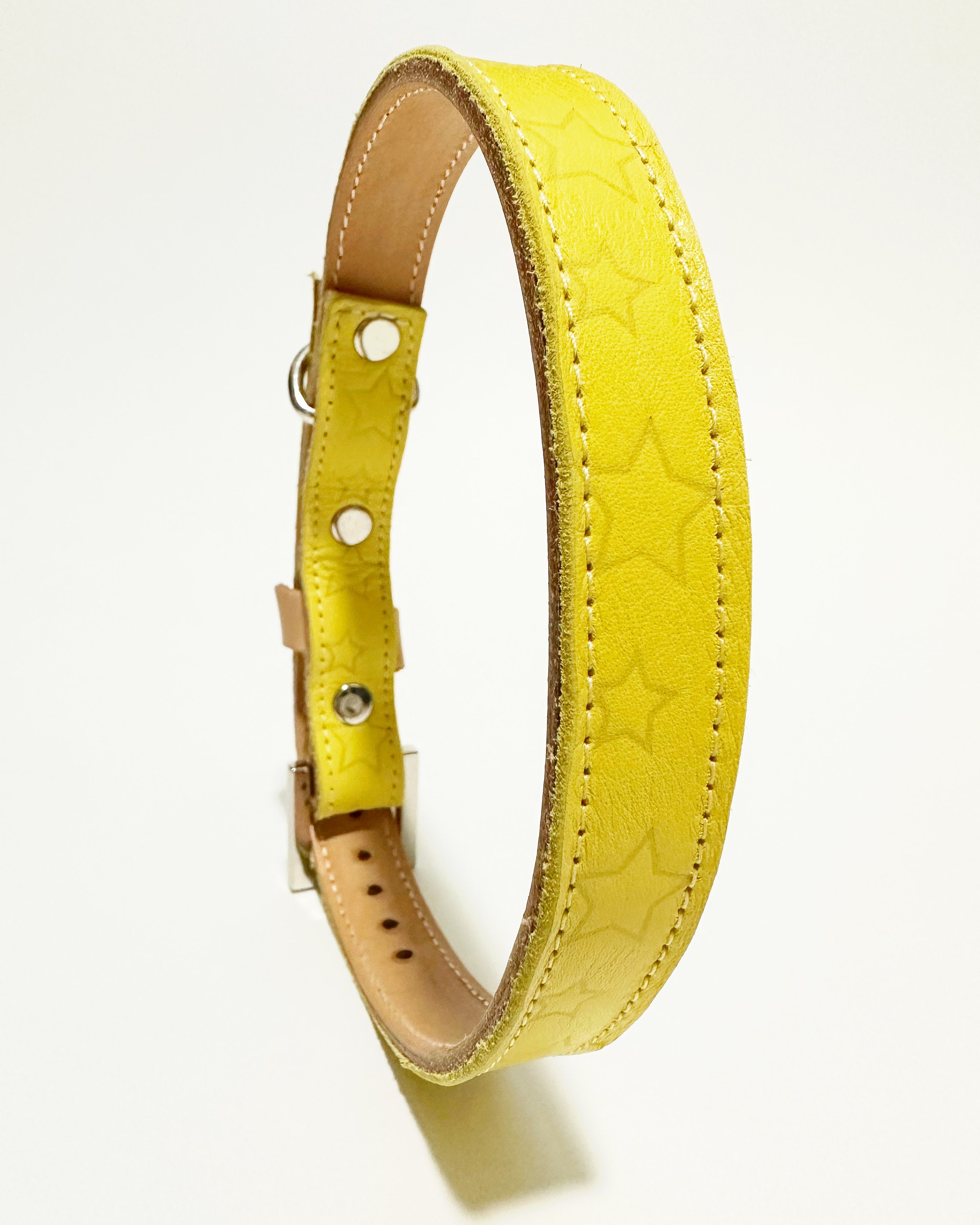 Yellow leather dog collar with star pattern