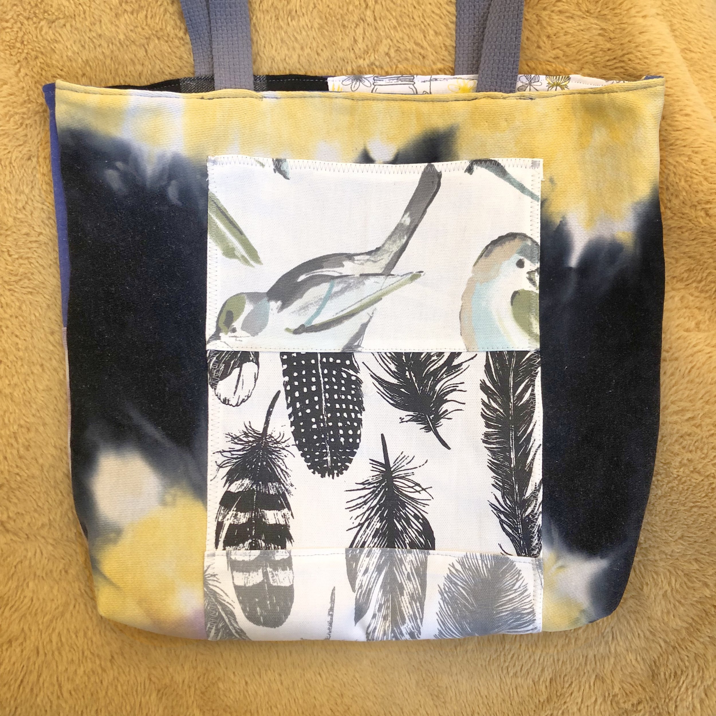 10.BAG2024-BIRDSOFAFEATHER-FRONT1.jpg