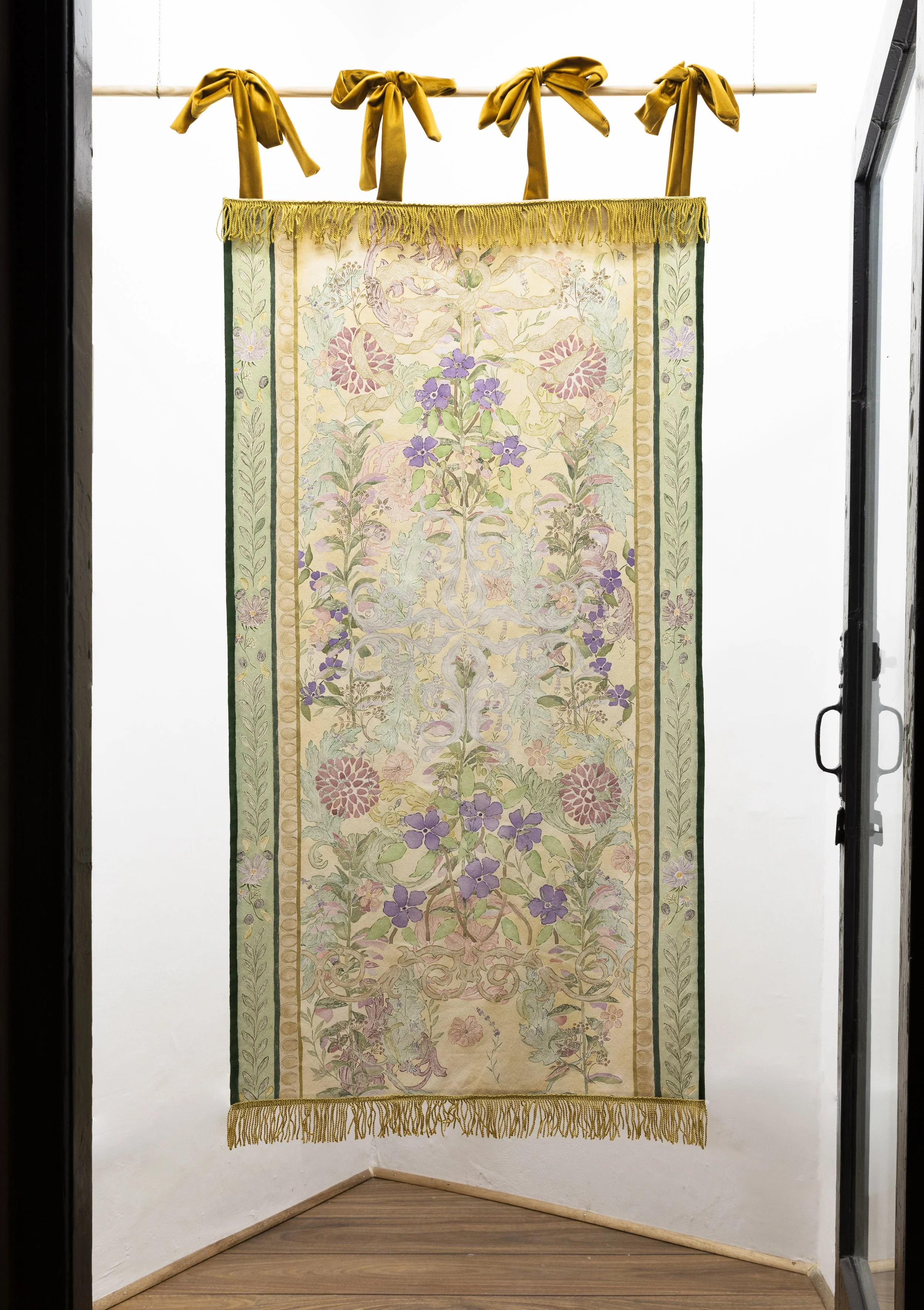 Kiss me quick wall hanging with tassel, image: Silversalt Photography