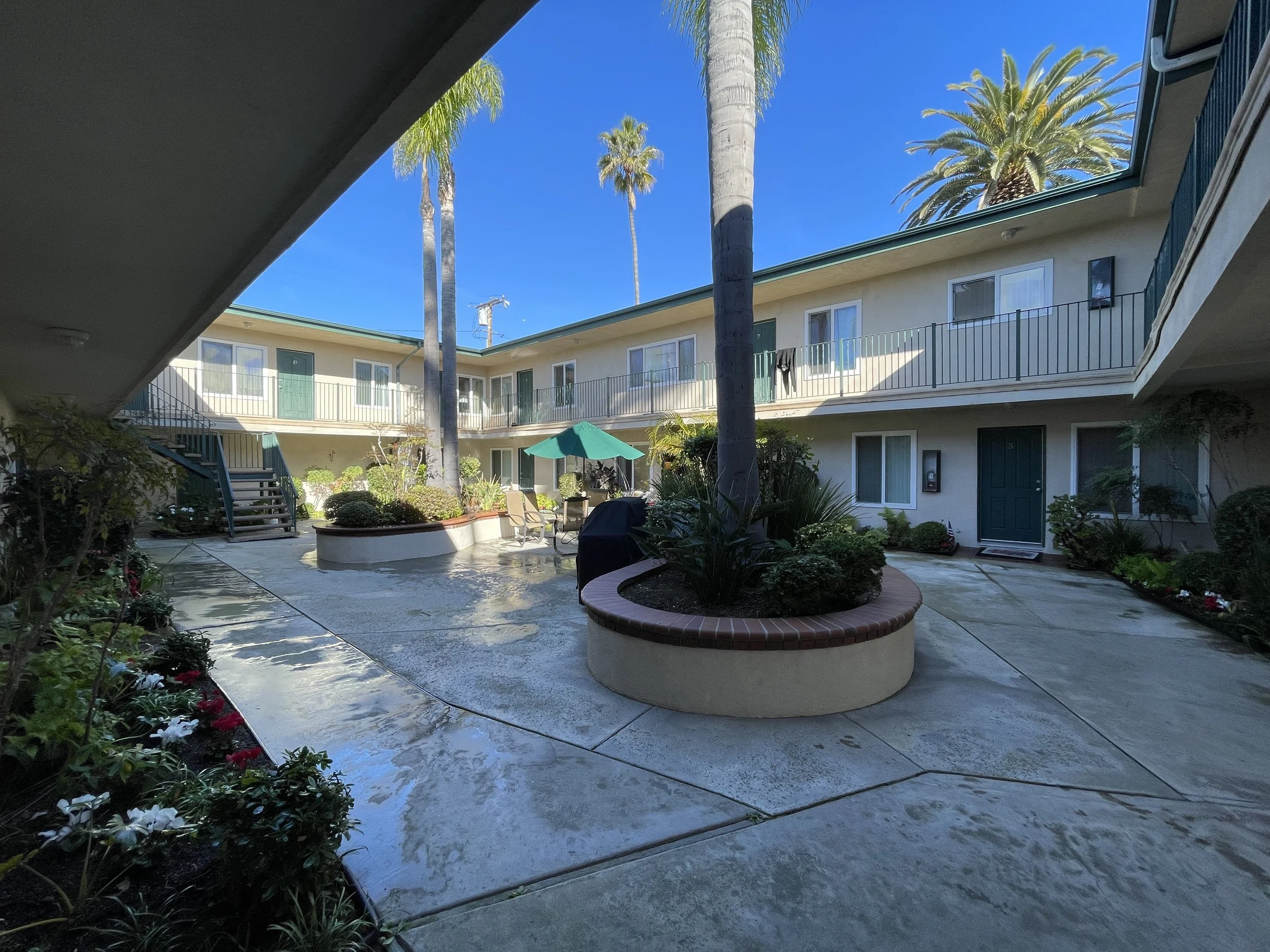 14 Unit | Huntington Beach, CA