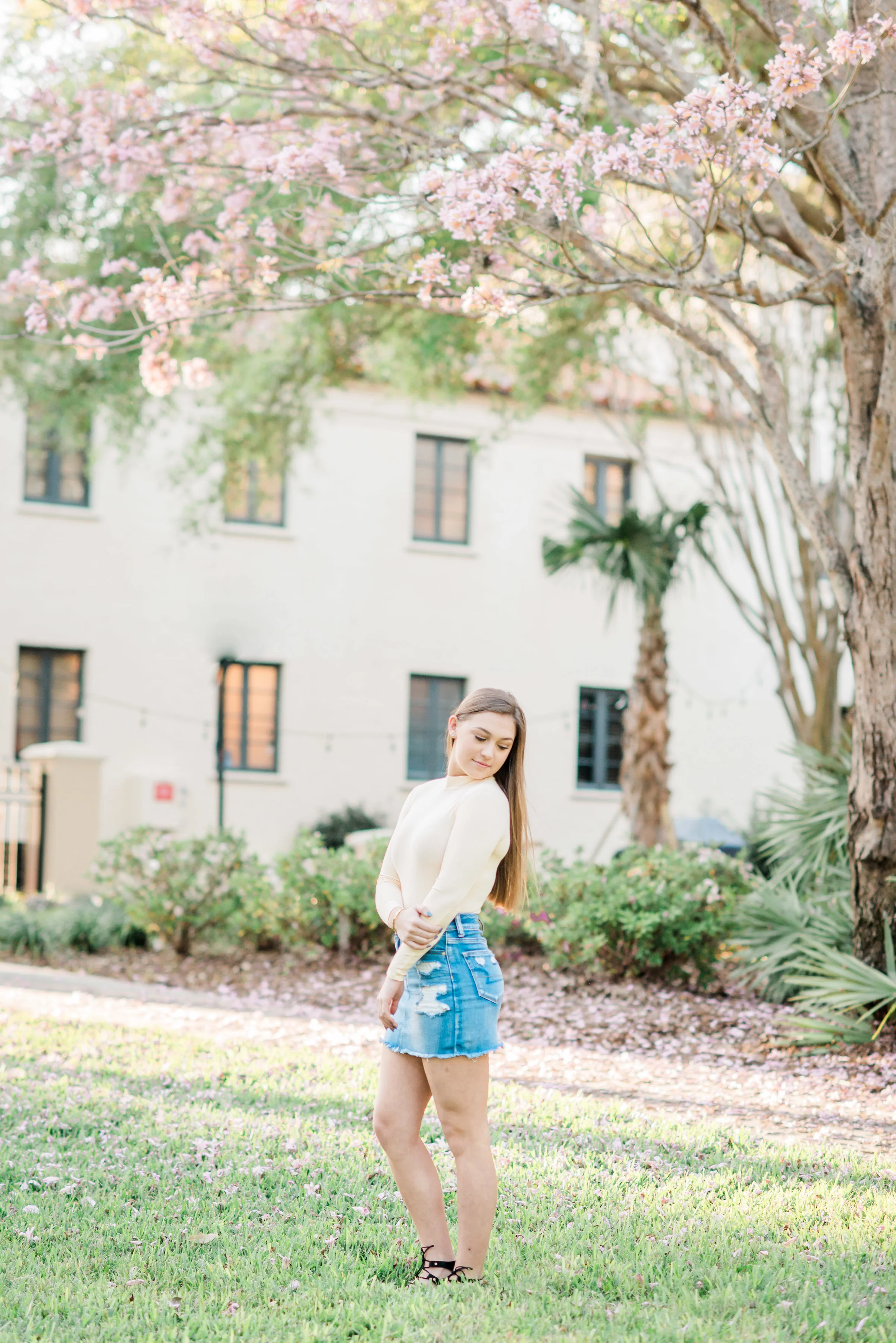 KateTaramykinStudios-Winter-Park-Rollins-College-Portraits-Katelyn-15.jpg