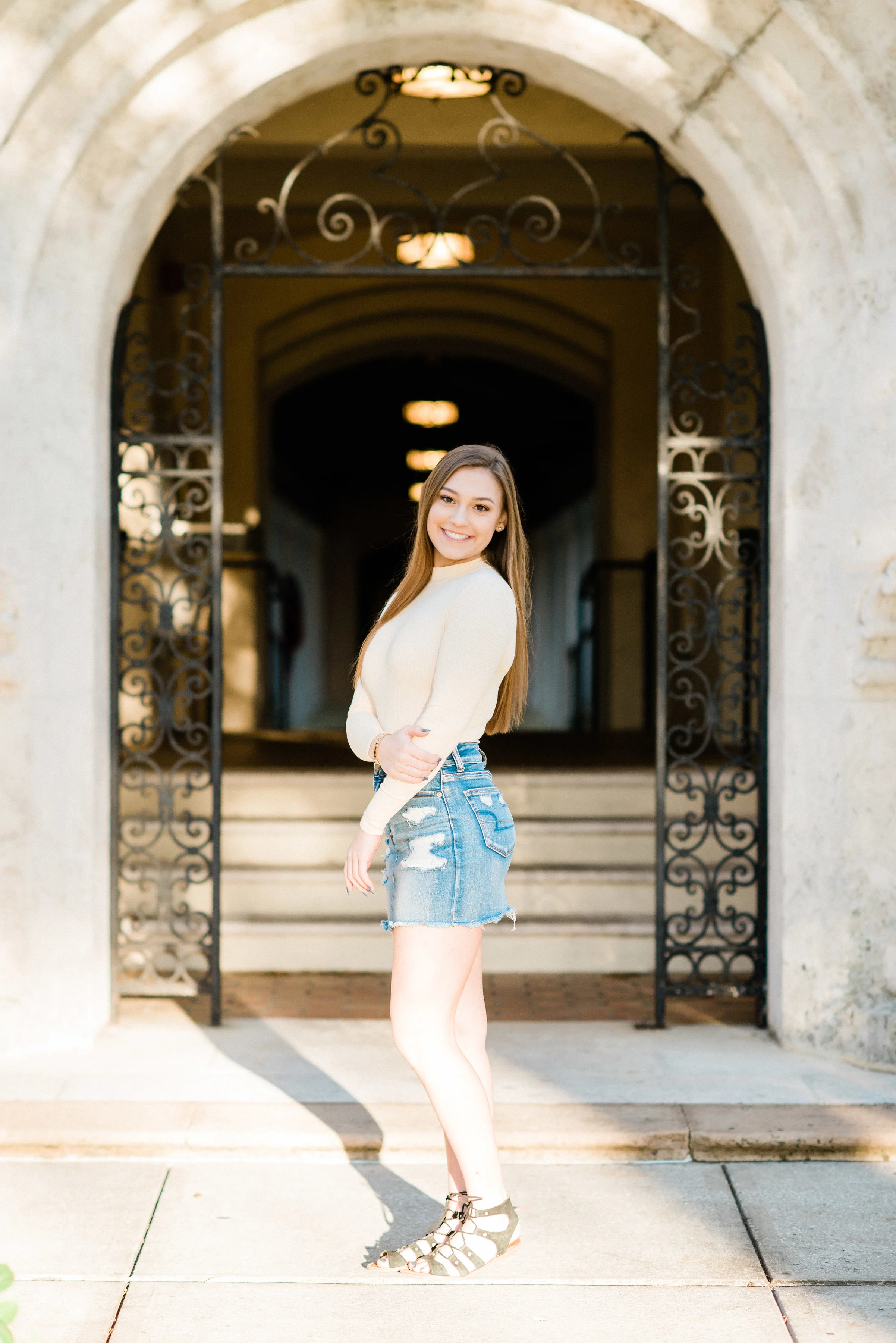 KateTaramykinStudios-Winter-Park-Rollins-College-Portraits-Katelyn-22.jpg
