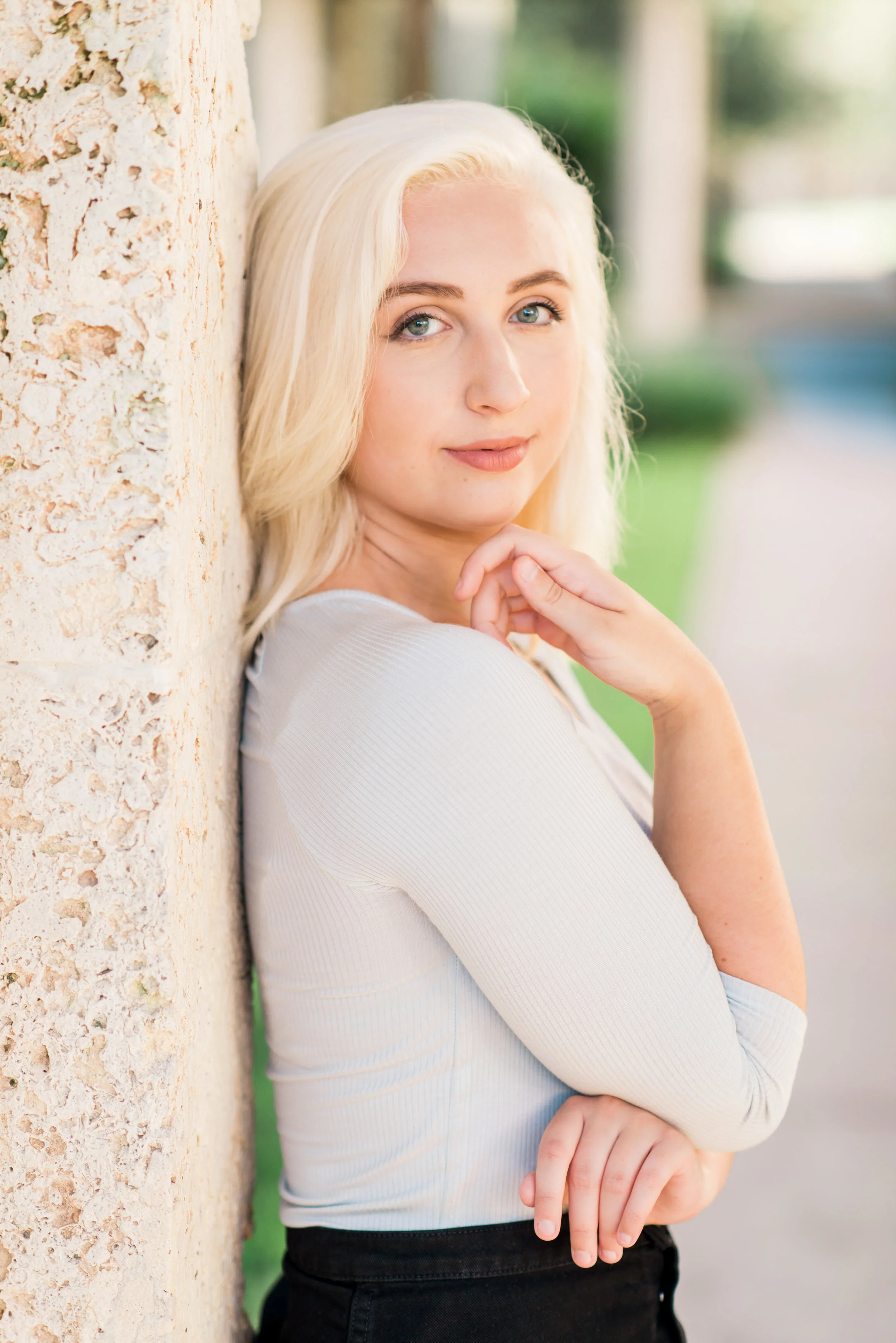 KateTaramykinStudios-Winter-Park-Professional-Headshots-Francesca-26.jpg