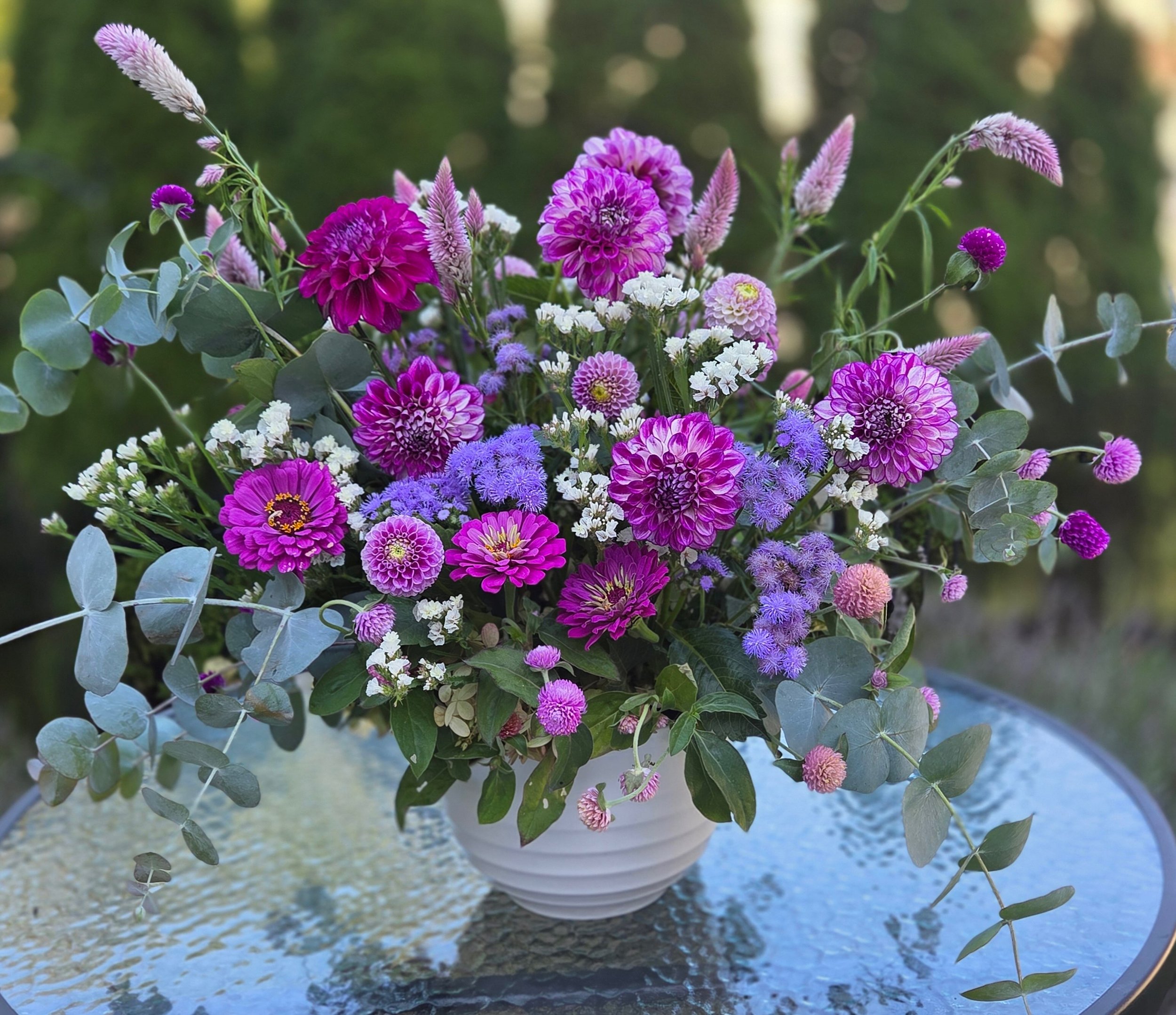 Congratulations to Jen Prasol, winner of the September flower arranging contest!
