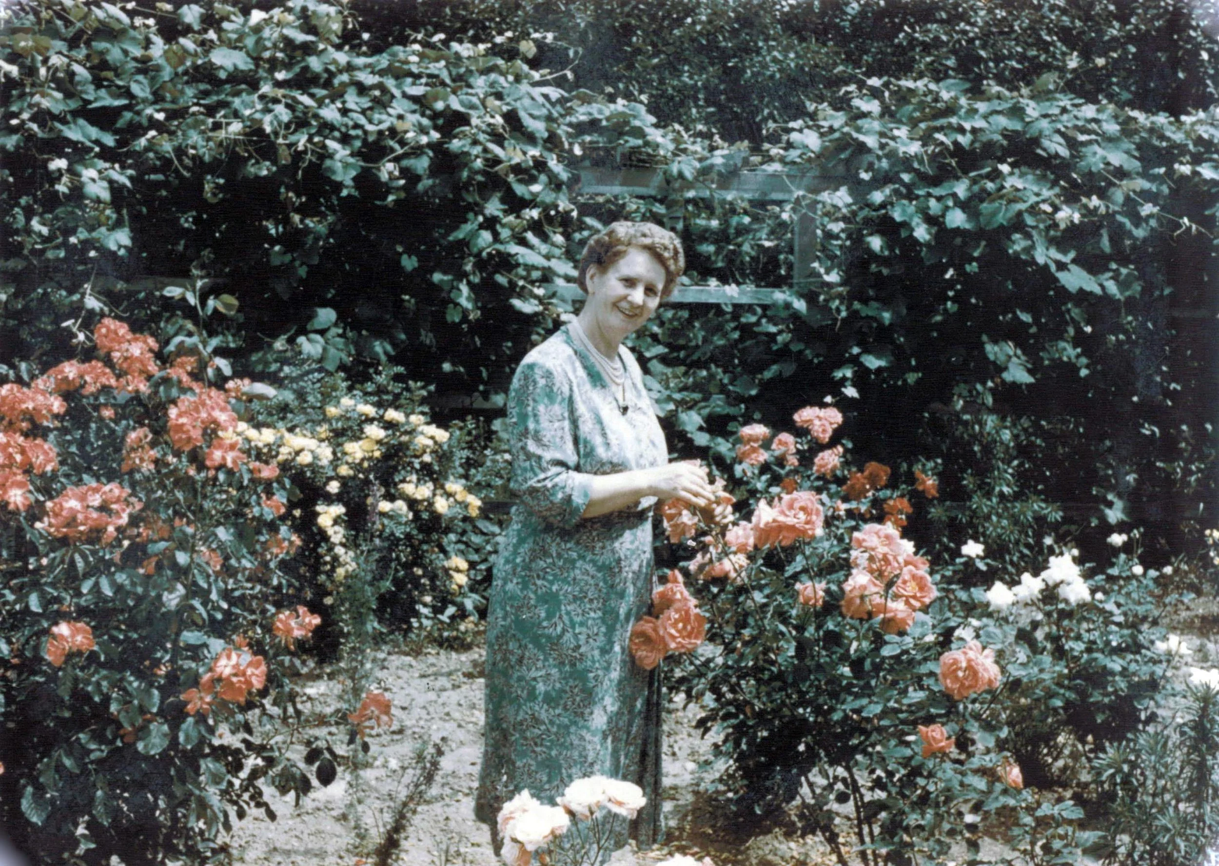 _nana with roses.jpg