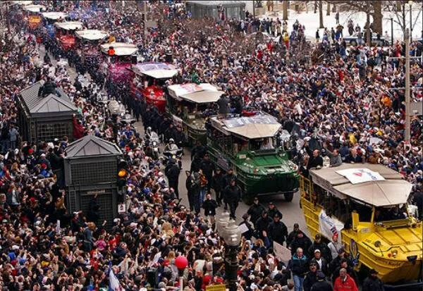 pats parade 1-8-05 a.jpg