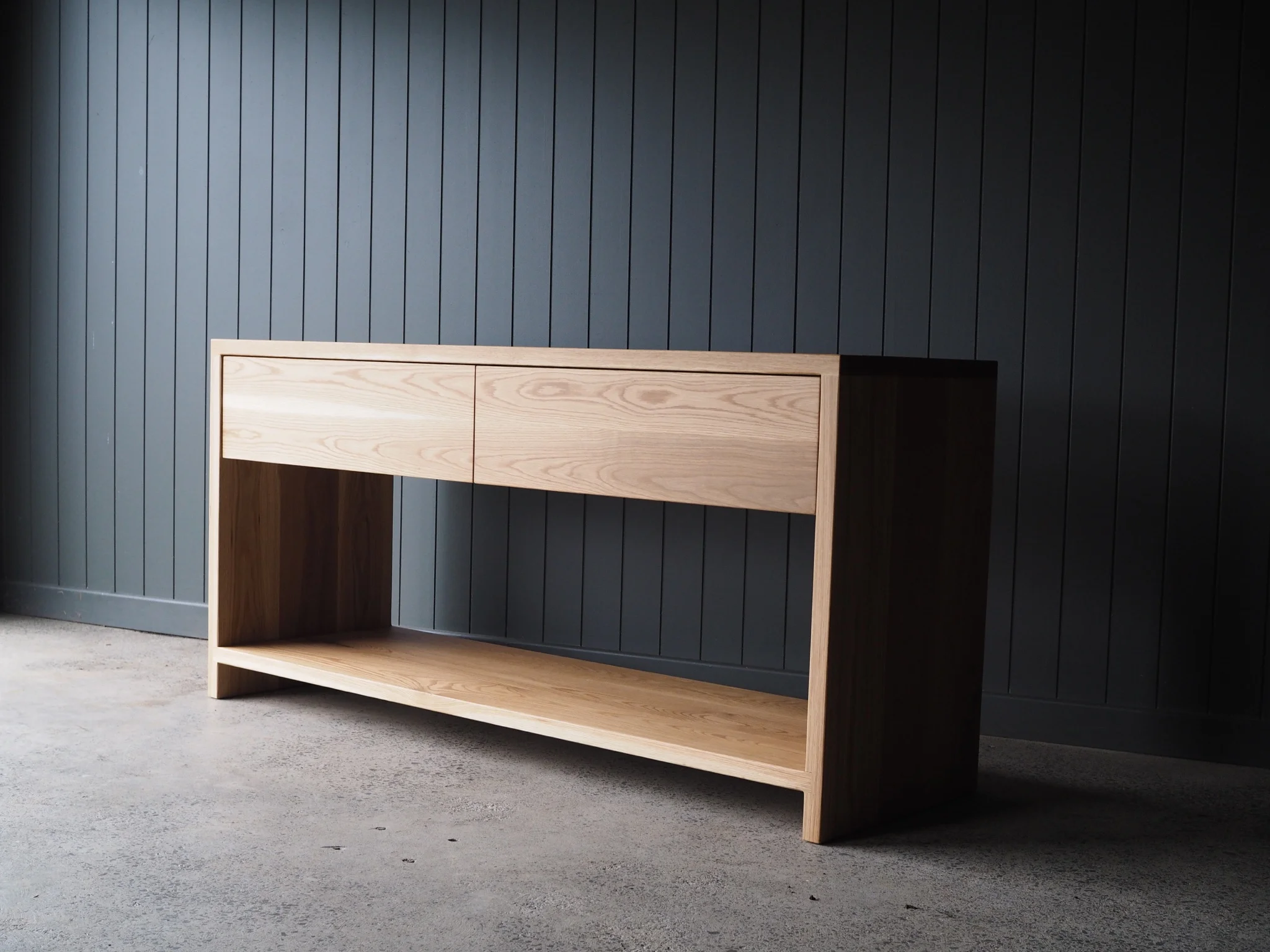 Charlie sideboard