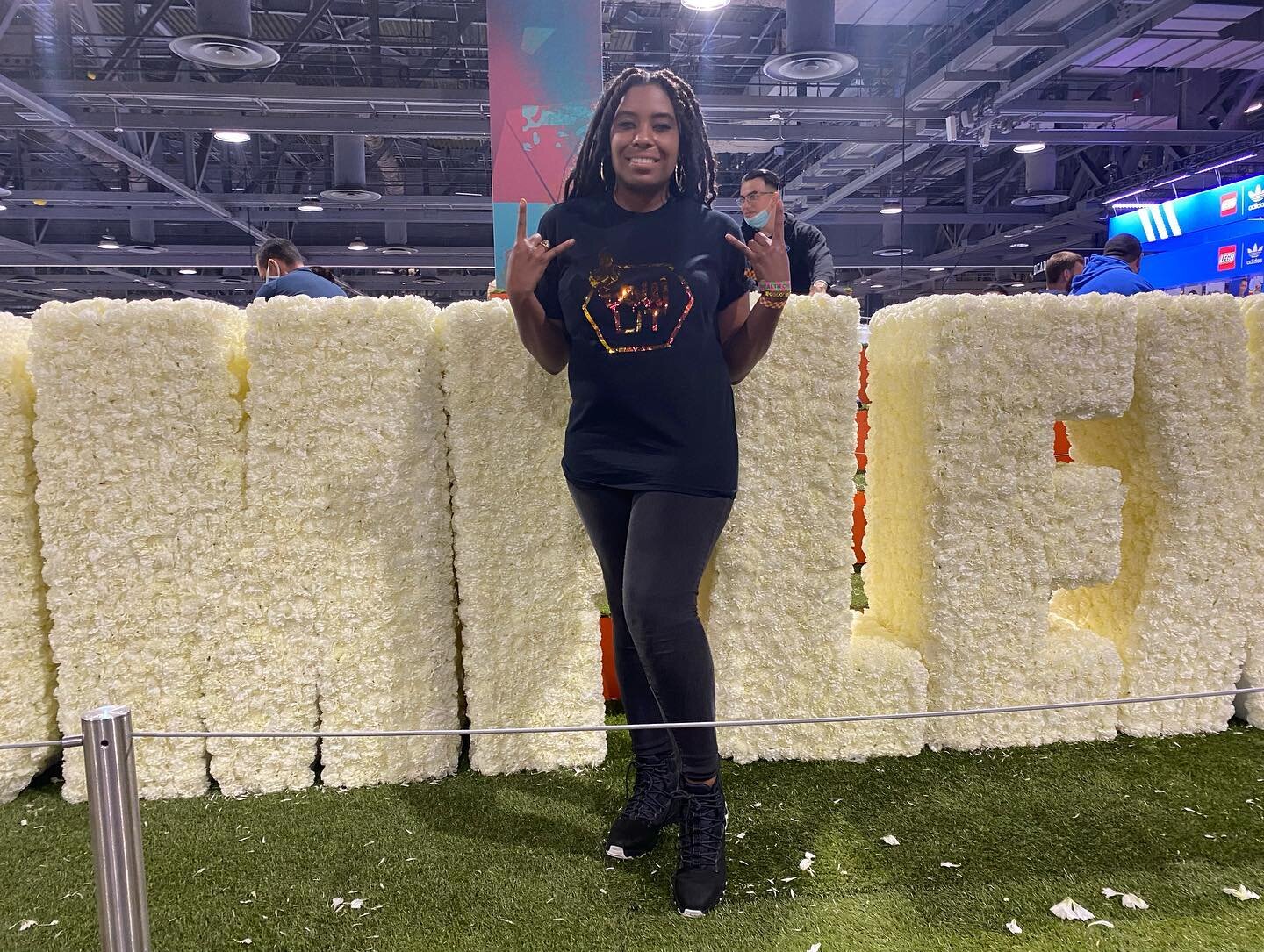 @complexcon was amazing this past weekend! Special shout out to @soullitthebrand and my sis @shivasoullit for the shirts! We lit! 

#soullit #shivasoul #complexcon #complex #working #productionlife