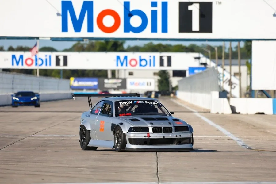 You know we love to see &lsquo;em rippin&rsquo;!🏁

We completed this custom widebody @bmw E36 race car in @adgraphics_na Satin Silver w/ Gloss Orange numbers and it went STRAIGHT to @sebringraceway to run🏎️💨

Love to see the projects we completed 