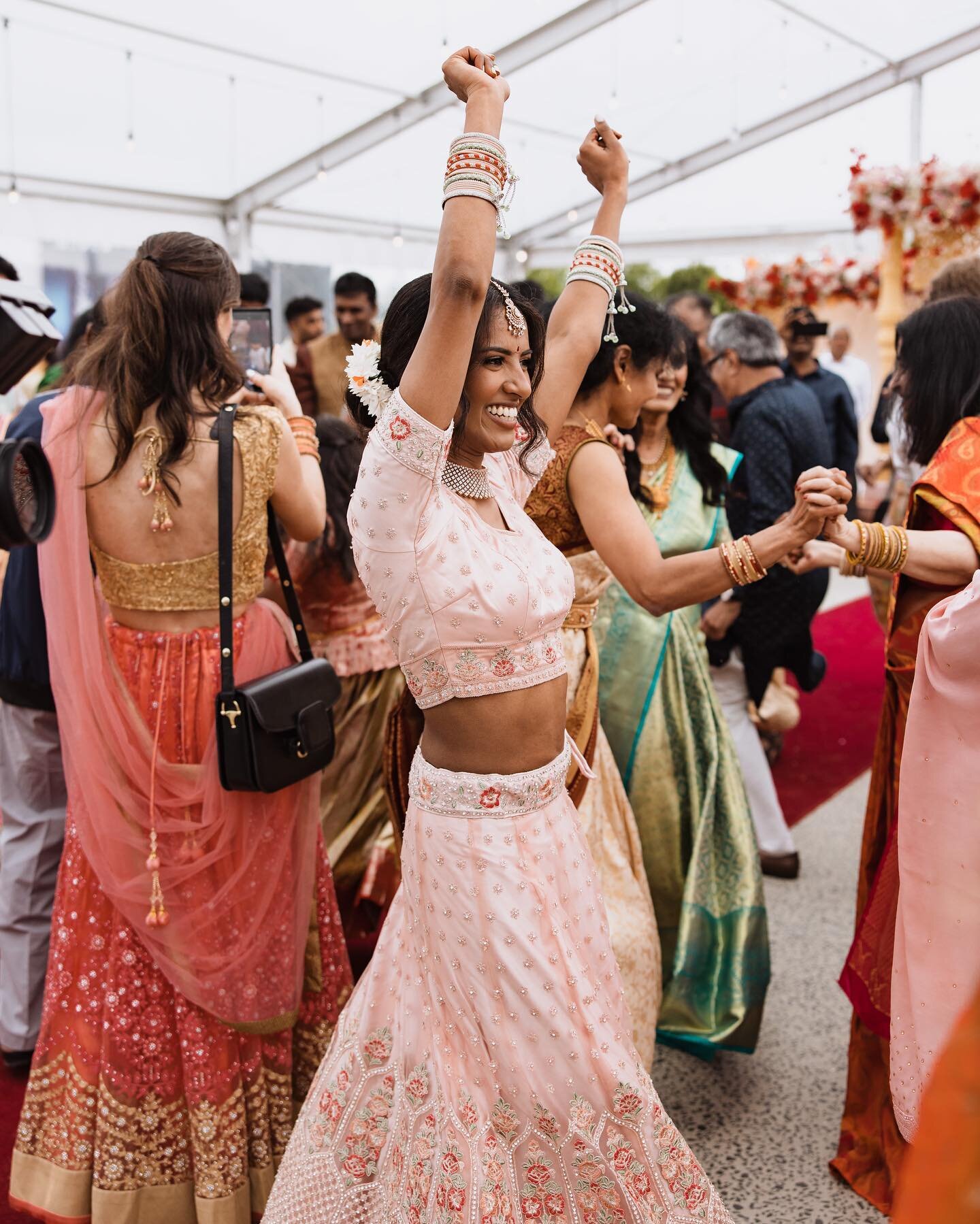 Hashini and Rithvik. 
Two full days of pure joy. 
The level of excitement only New Years Eve can put in the air. 
Ceremonies celebrating the duo&rsquo;s Indian and Sri Lankan heritage.
Can&rsquo;t. Look. Away.

@mattashton_photo you nailed it. Feat.
