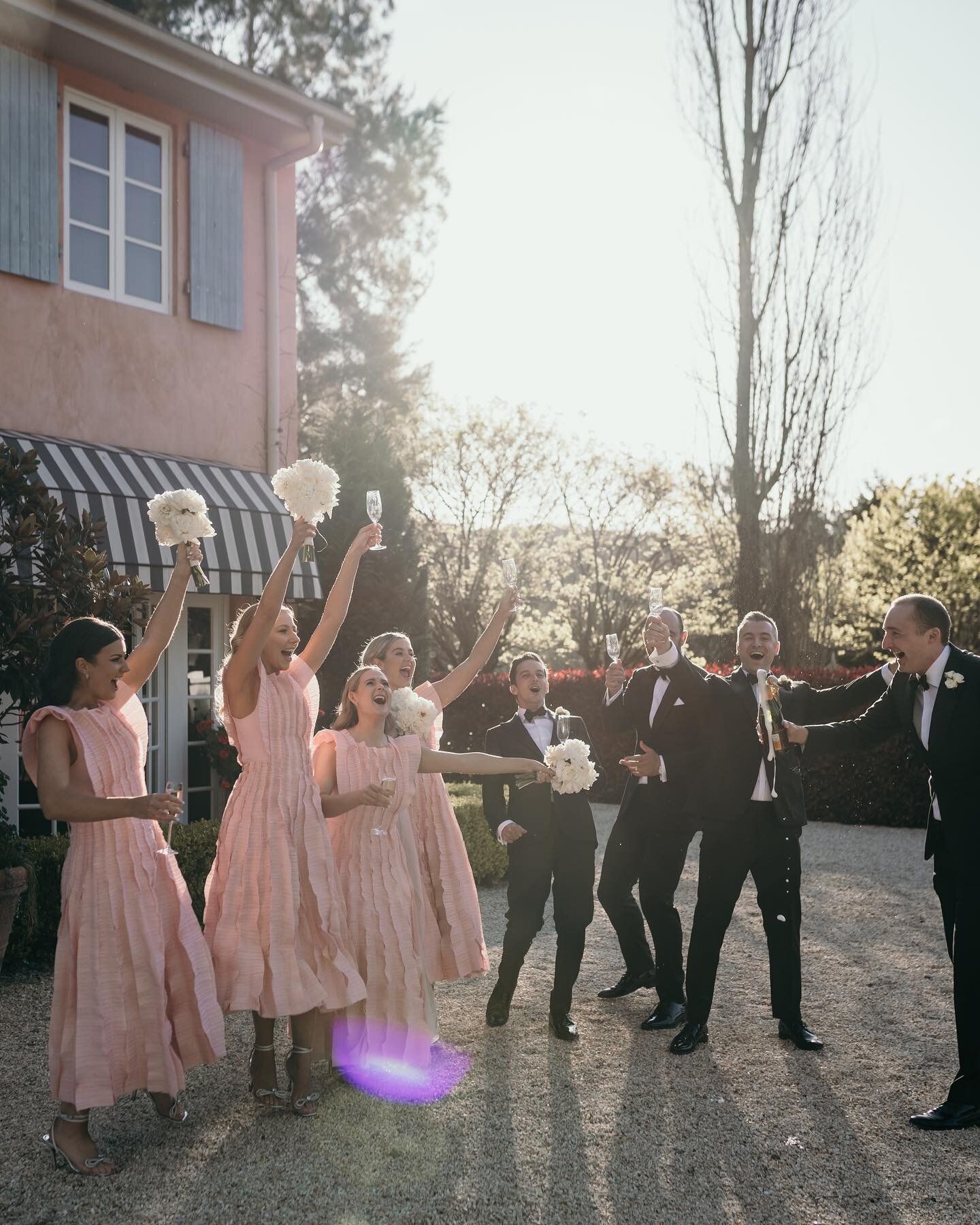 From day to night, plus every ounce of goodness in between - Beckie and Lachie style. 

Immaculately captured by @lucieblakephotography, joined by:
@hungryhearts_co 
@redleafwollombi 
@alexperrinmua 
@lilliankhallouf