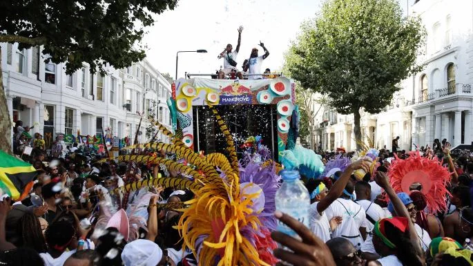 JUS NOW TAKEOVER THE BBC RADIO 1 TRUCK AT CARNIVAL