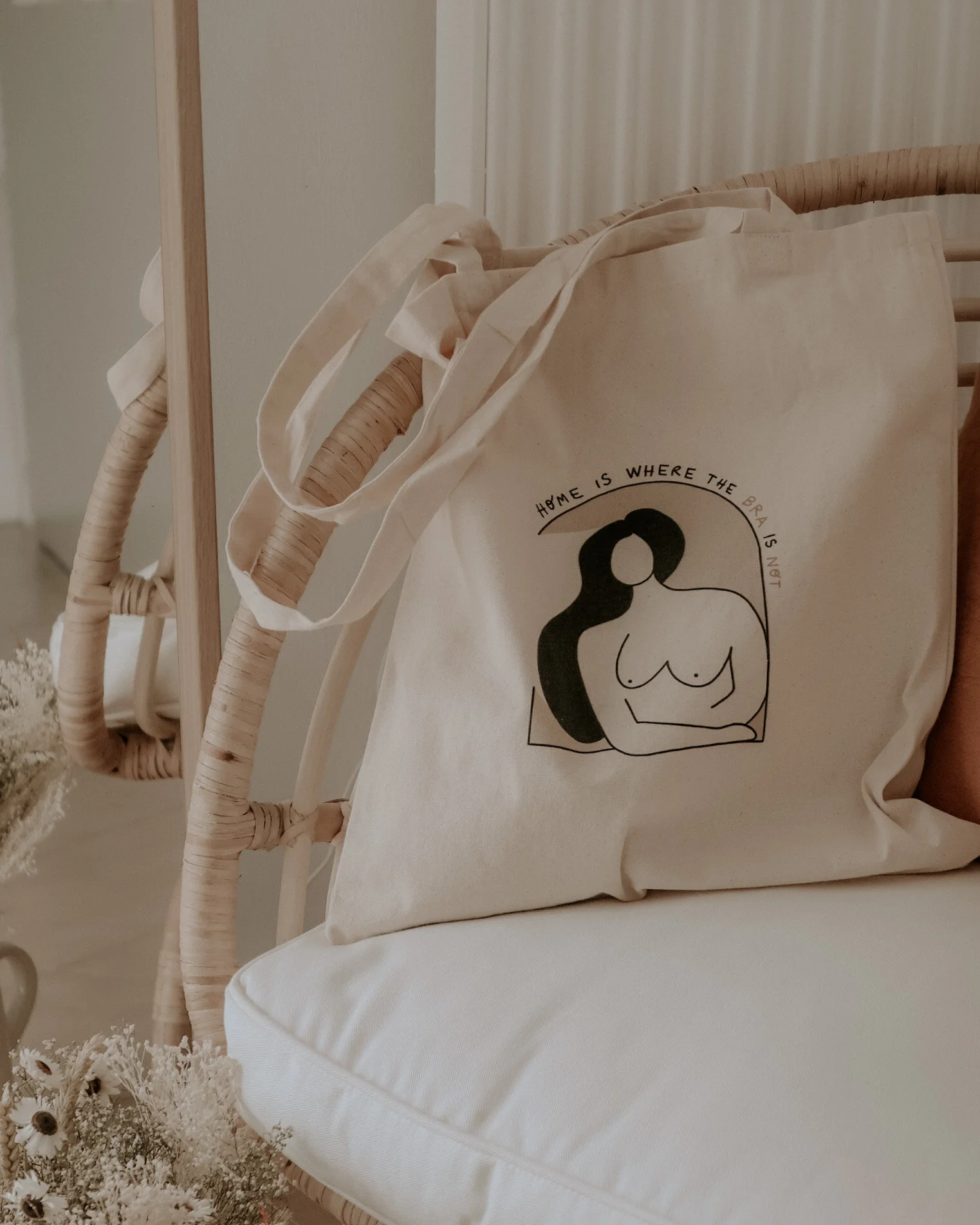 Tote Bag "Home is..."