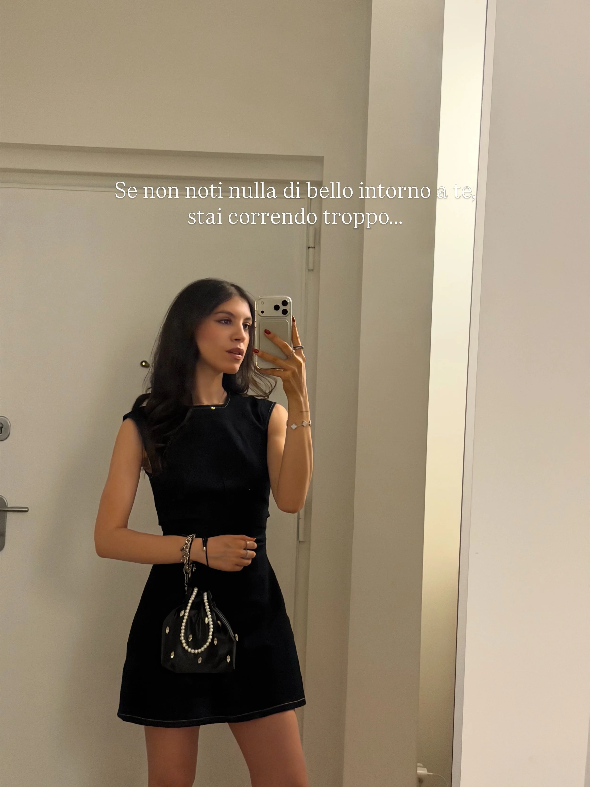 Stai correndo troppo?

#salutementale #aesthetic #interiordesigner #homedecor #hopecore