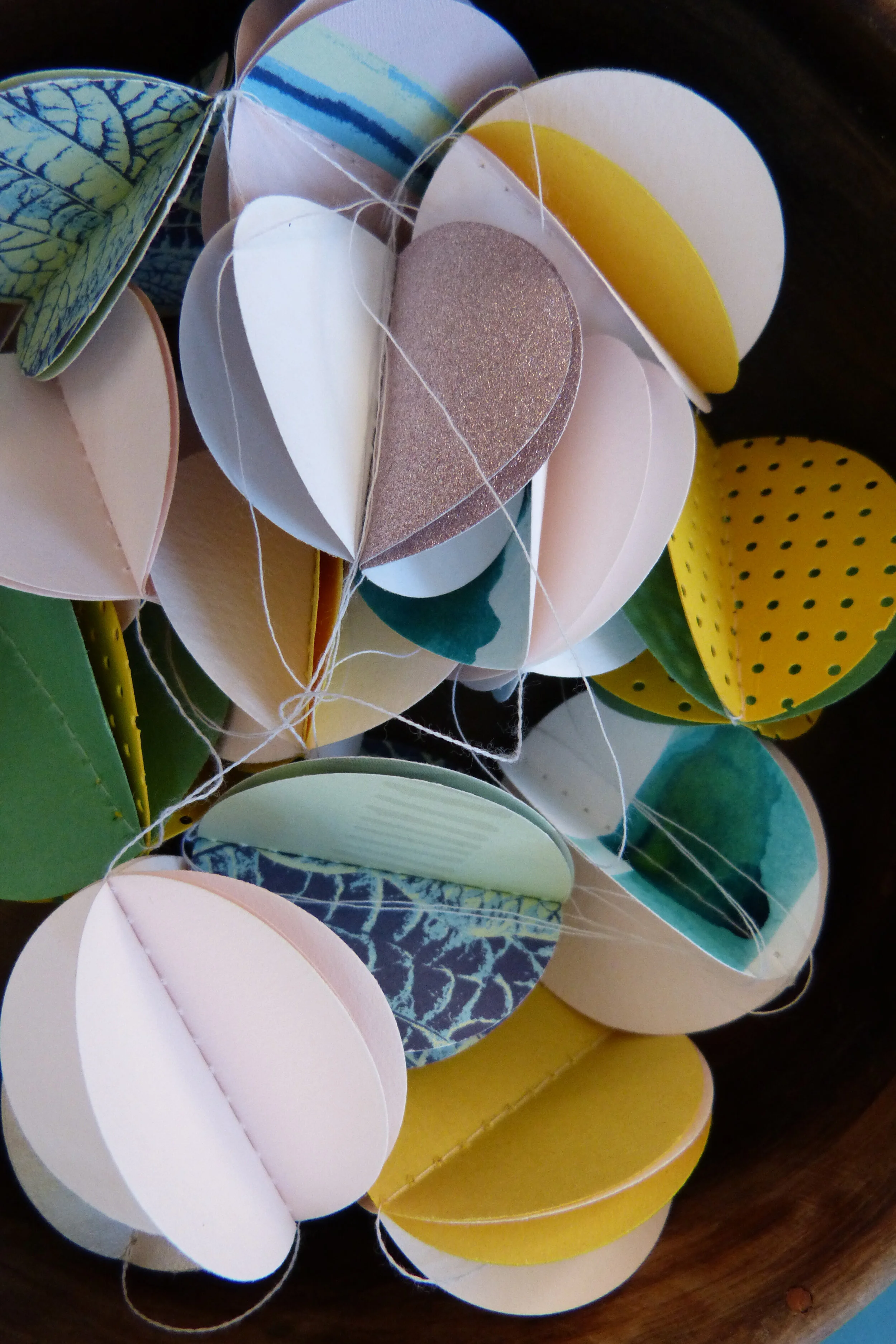 Paper Garland mustard and green mix