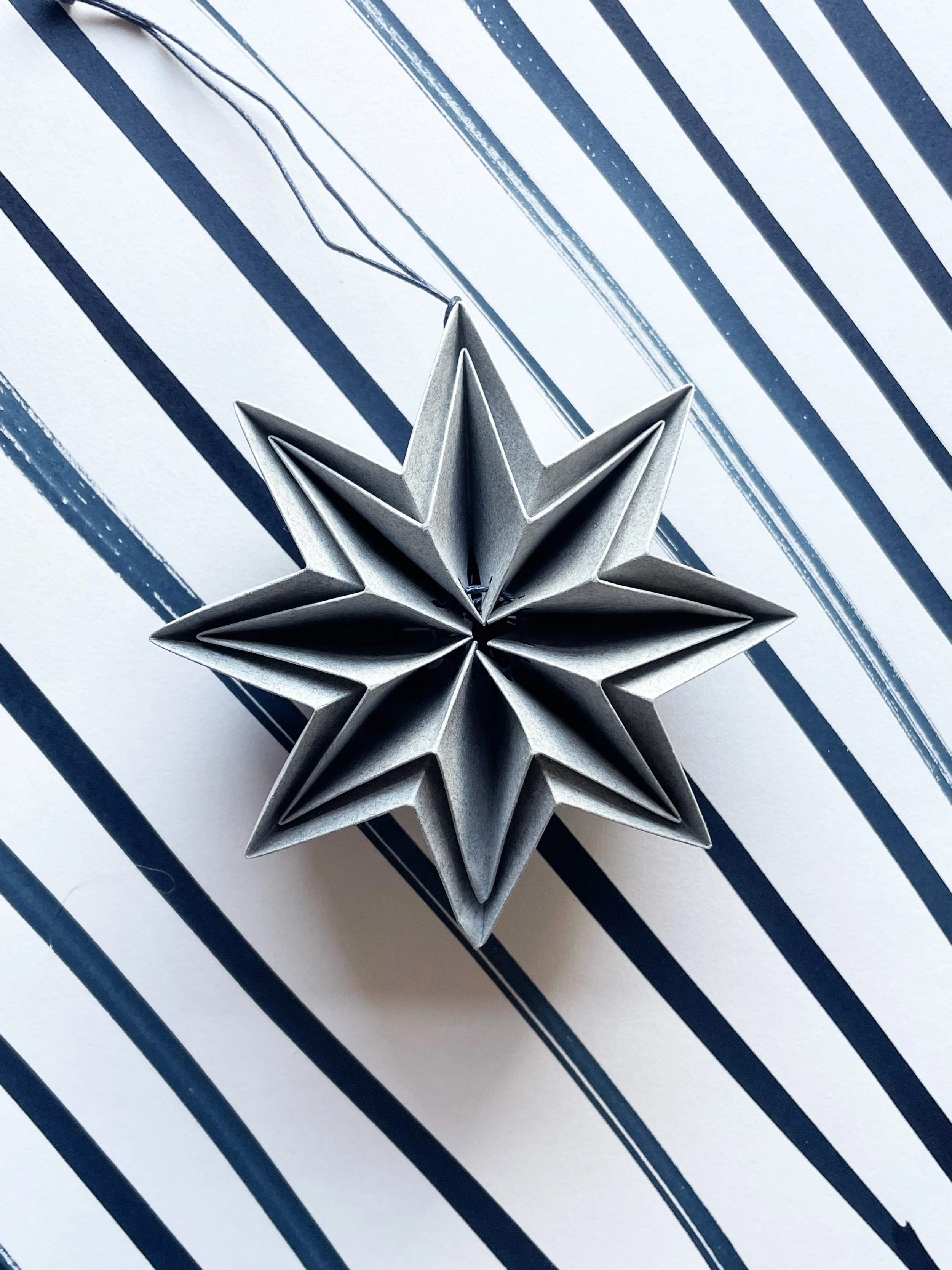 Ziggy Star med Dark Grey.