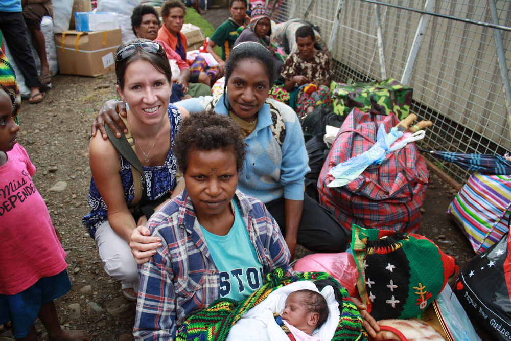 1000x1000-MAF PNG wife Michelle Venter with Sisa, Matai and her new baby boy.jpg