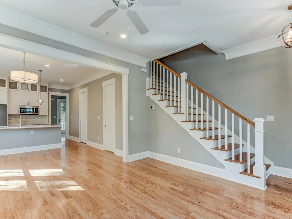 2315 Barnard St Savannah GA-004-6-Living Room-MLS_Size.jpg