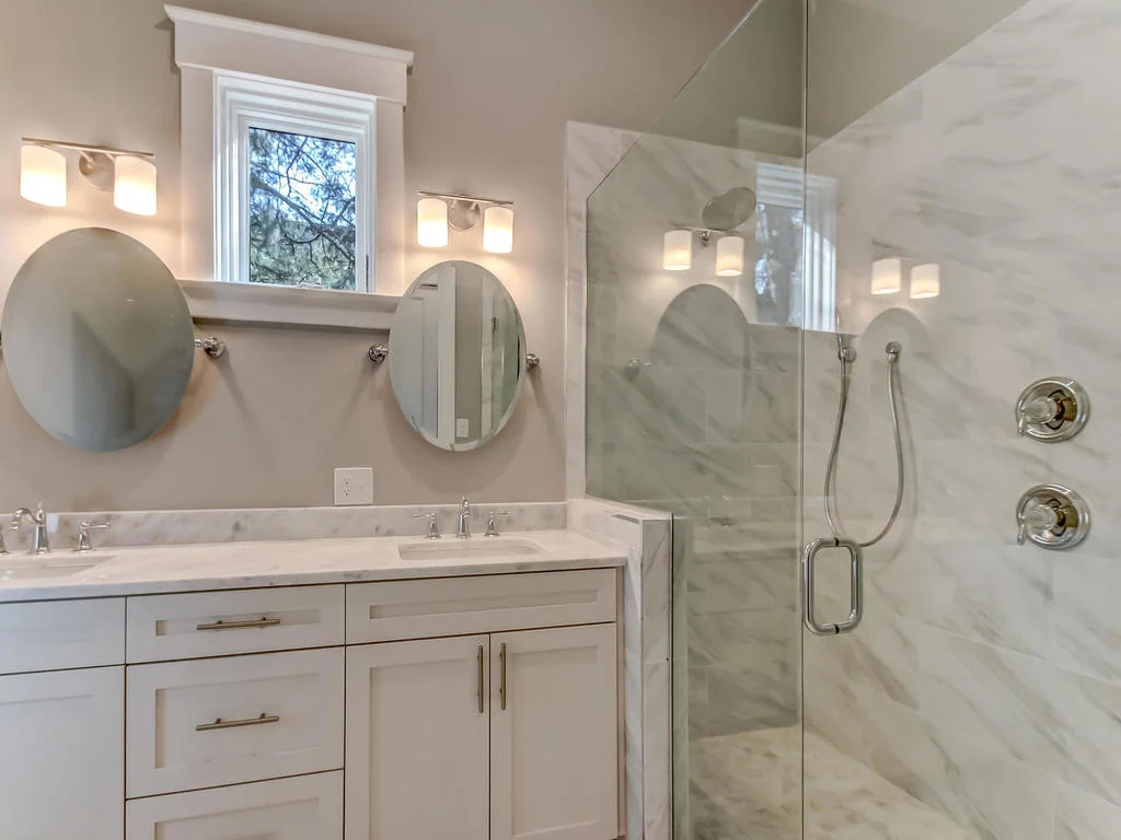 2315 Barnard St Savannah GA-016-19-Master Bath-MLS_Size.jpg