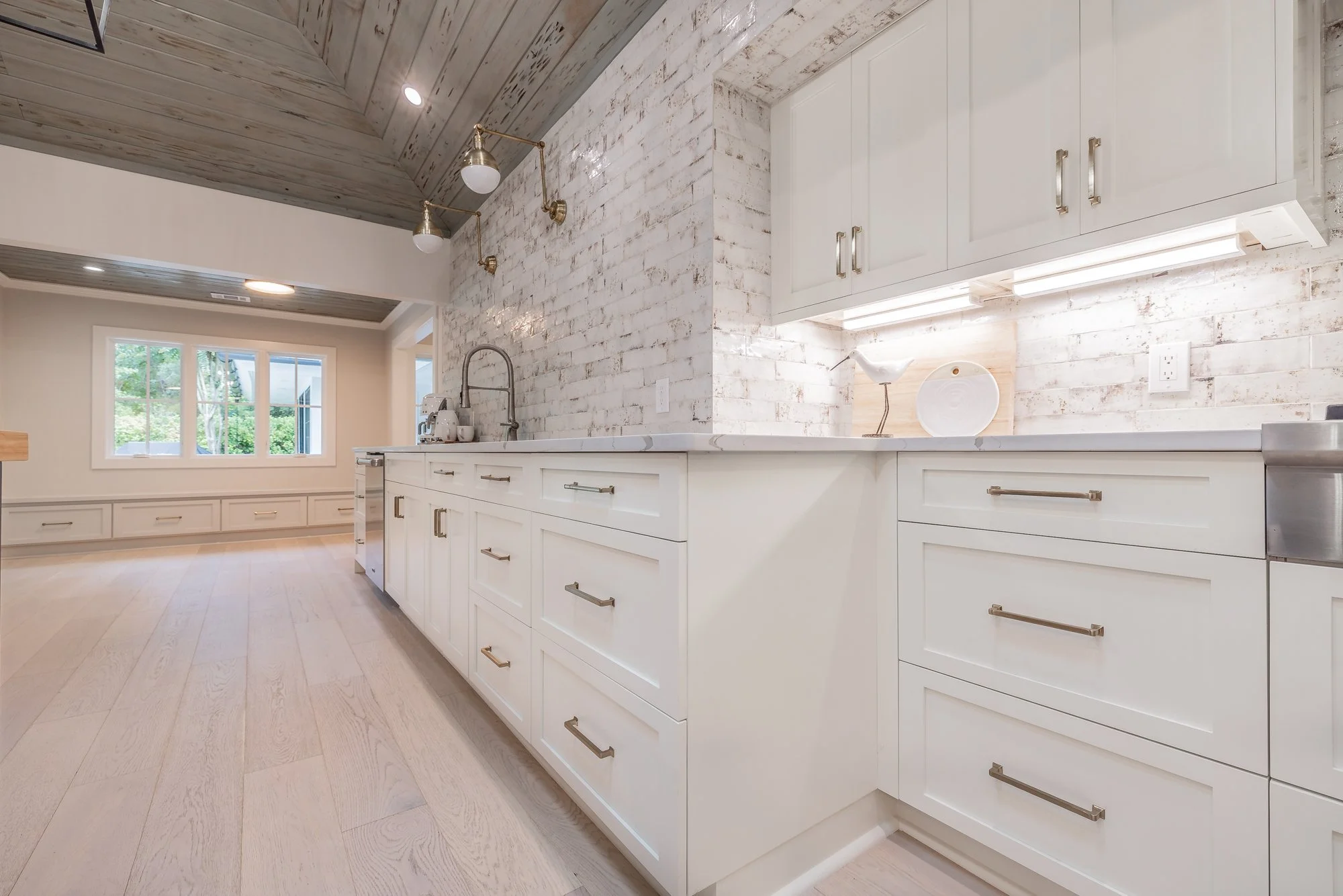 248 Wiley Bottom12.jpg