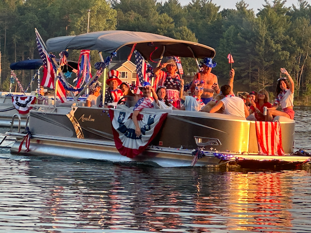 2026_BOATPARADE - 8.png