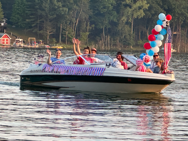 2026_BOATPARADE - 15.png