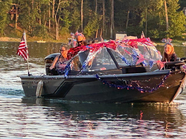 2026_BOATPARADE - 3.png