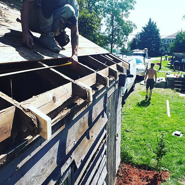 Happy easter weekend from everyone at CBR INC! I hope everyone has a GOOD Friday lol. This post is dedicated to summer days! And bringing old garage roofs back to life of course! We can&rsquo;t wait for green grass and sunshine! Spring is here so sum
