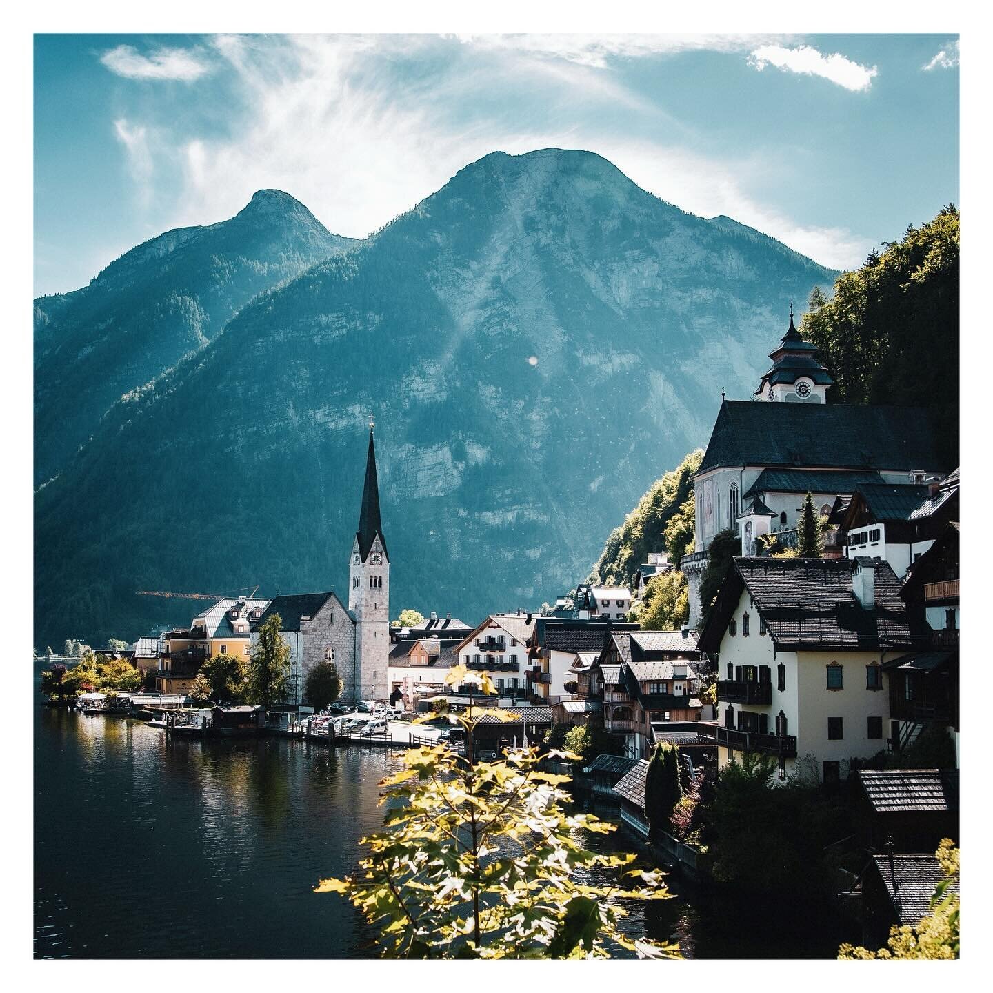 Hallstatt is a small town in the district of Gmunden, in the Austrian state of Upper Austria. Situated between the southwestern shore of Hallst&auml;tter See and the steep slopes of the Dachstein massif, the town lies in the Salzkammergut region, on 
