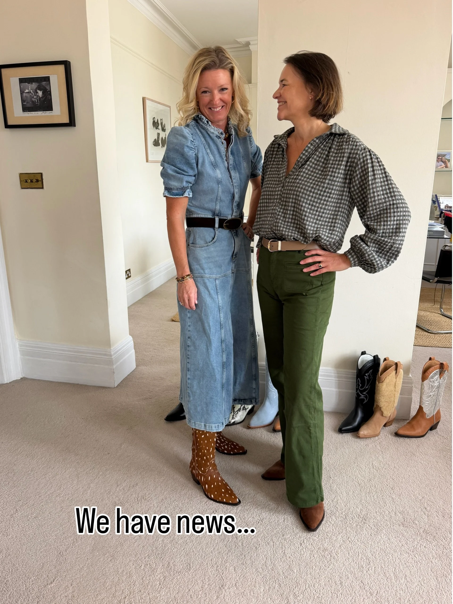Say hello 👋 to @wearedukesboots.  Met fabulous founder, Alice, today and firmly fell in love with her boots.  Swipe through 👉 then come see them in person👇
📍THURSDAY 1st OCTOBER
📍Chelsea Old Town Hall
📍10am - 7pm
📍60 beautiful brands 
📍FREE E