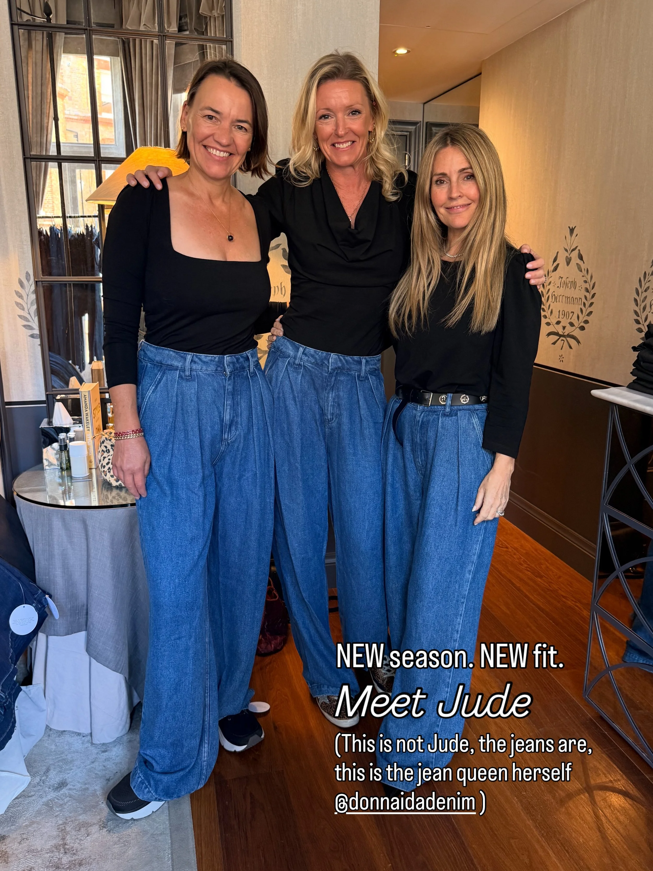 So pleased with the pleats!  And the whole @donnaidadenim collection.  Make sure you come check out the NEW season, NEW fits.  Meet @donnaidadenim &amp; all these pieces 🫶
👖THURSDAY 1st OCTOBER
👖Chelsea Old Town Hall
👖10am - 7pm
👖60 beautiful br
