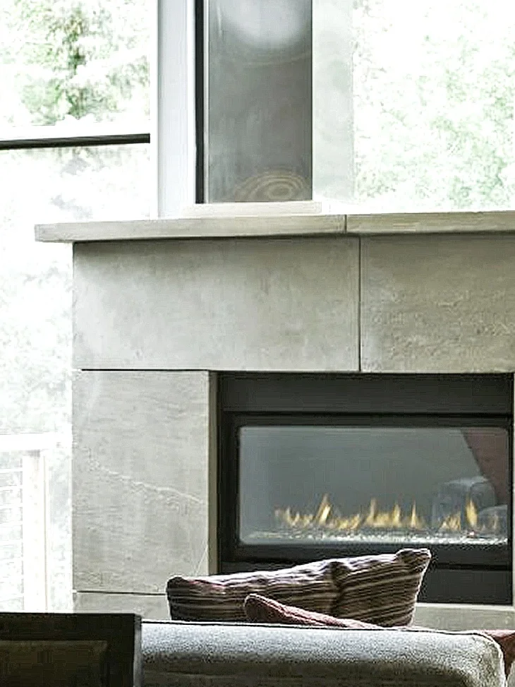 SQ_1_Interior+Fireplace.jpg