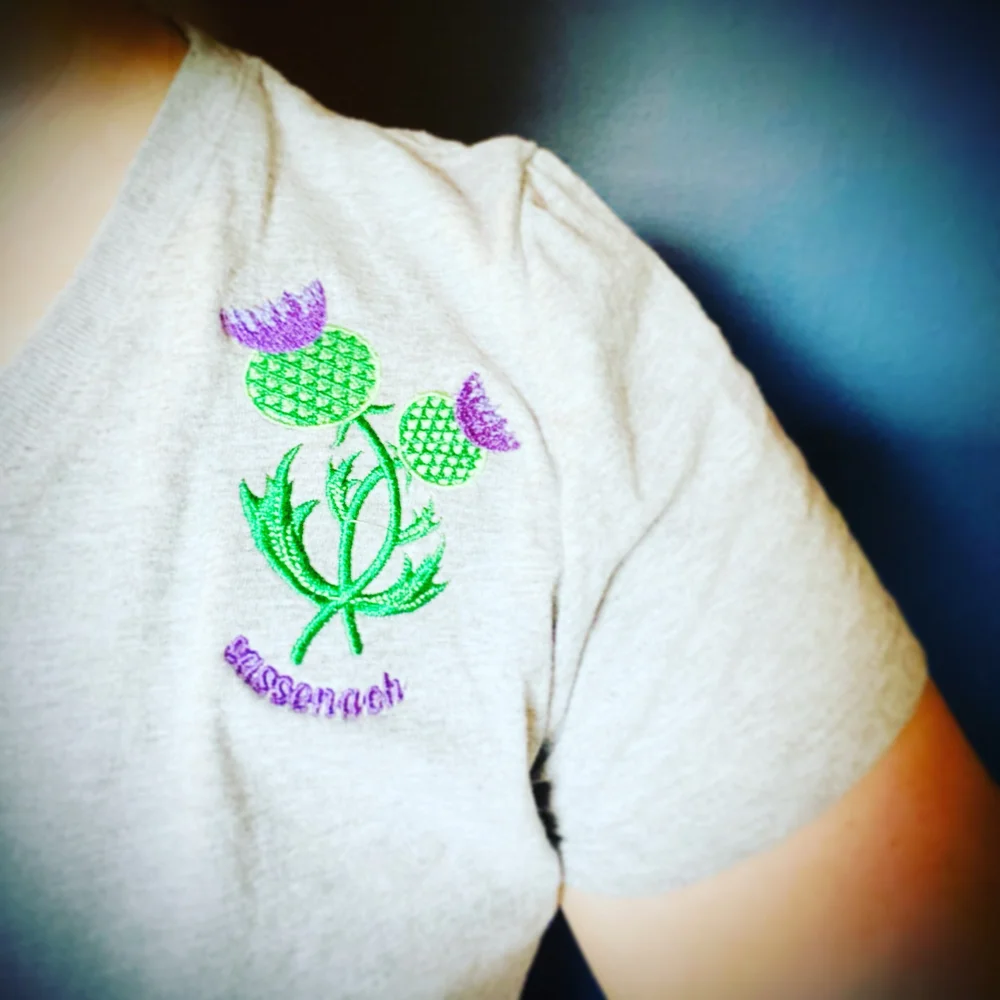 T-shirt Outlander - Modèle Sassenach - Noir - Coton - Unisexe Adulte - Neuf Sans étiquette