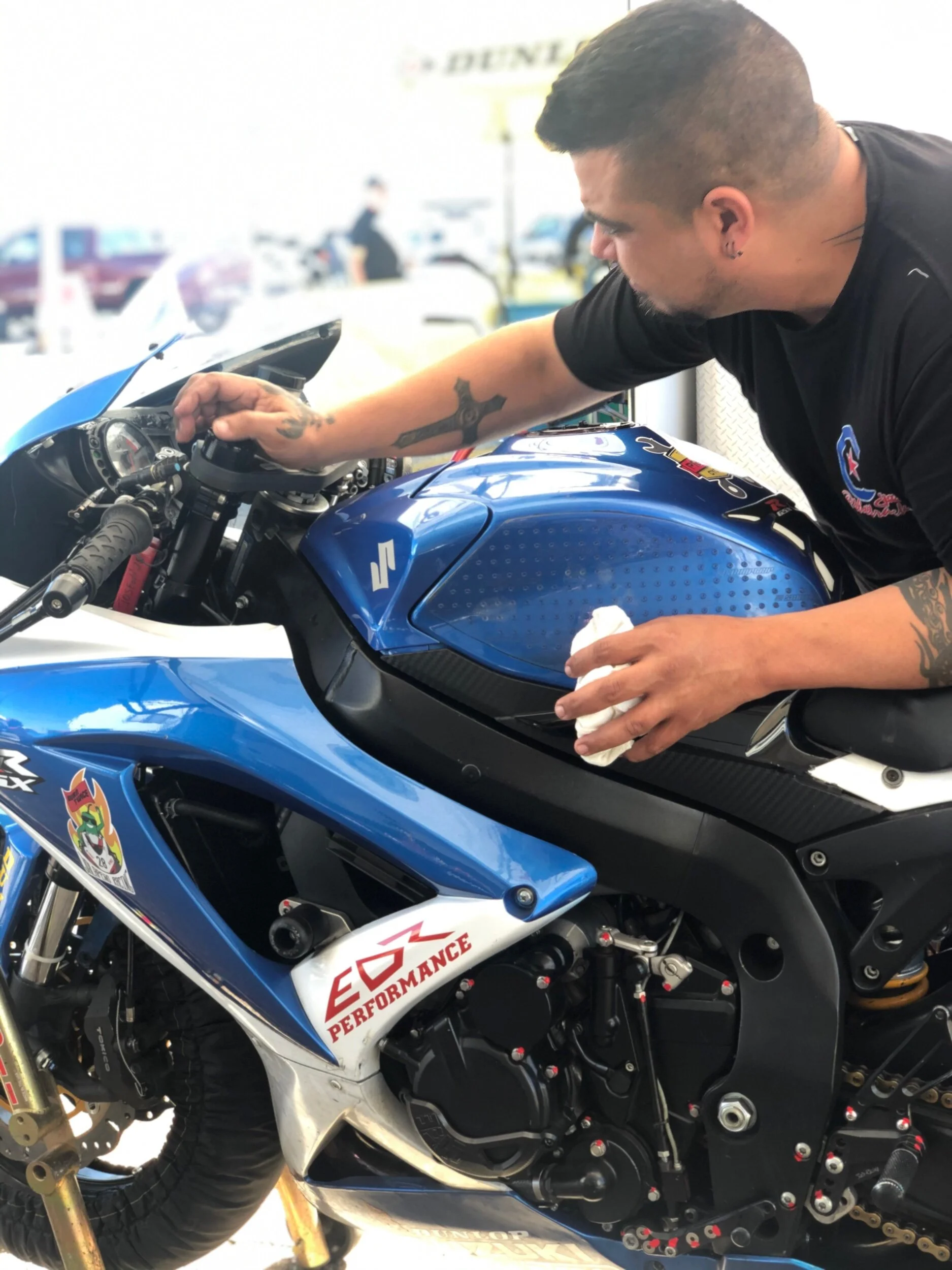 Jose Flors - Pro J's Cycles preparing AFM racing