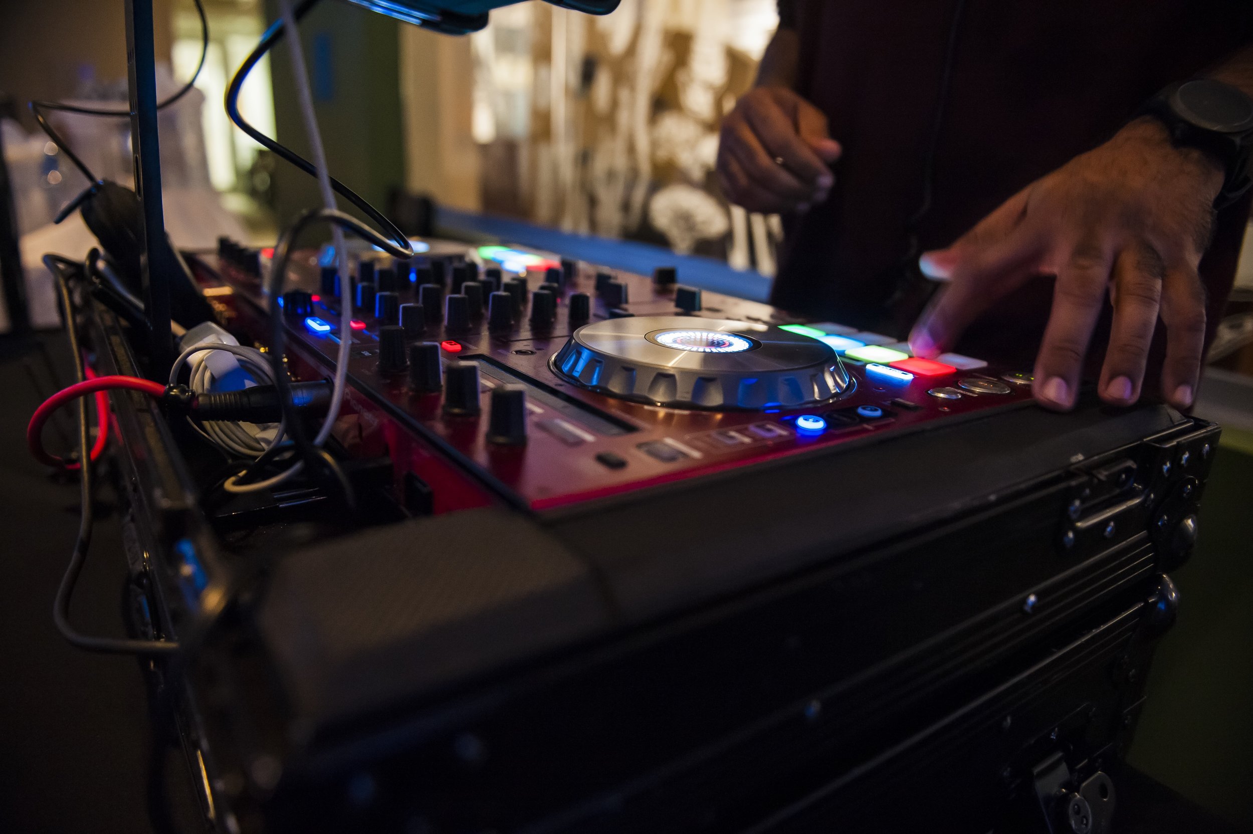 website- dj hands.jpg