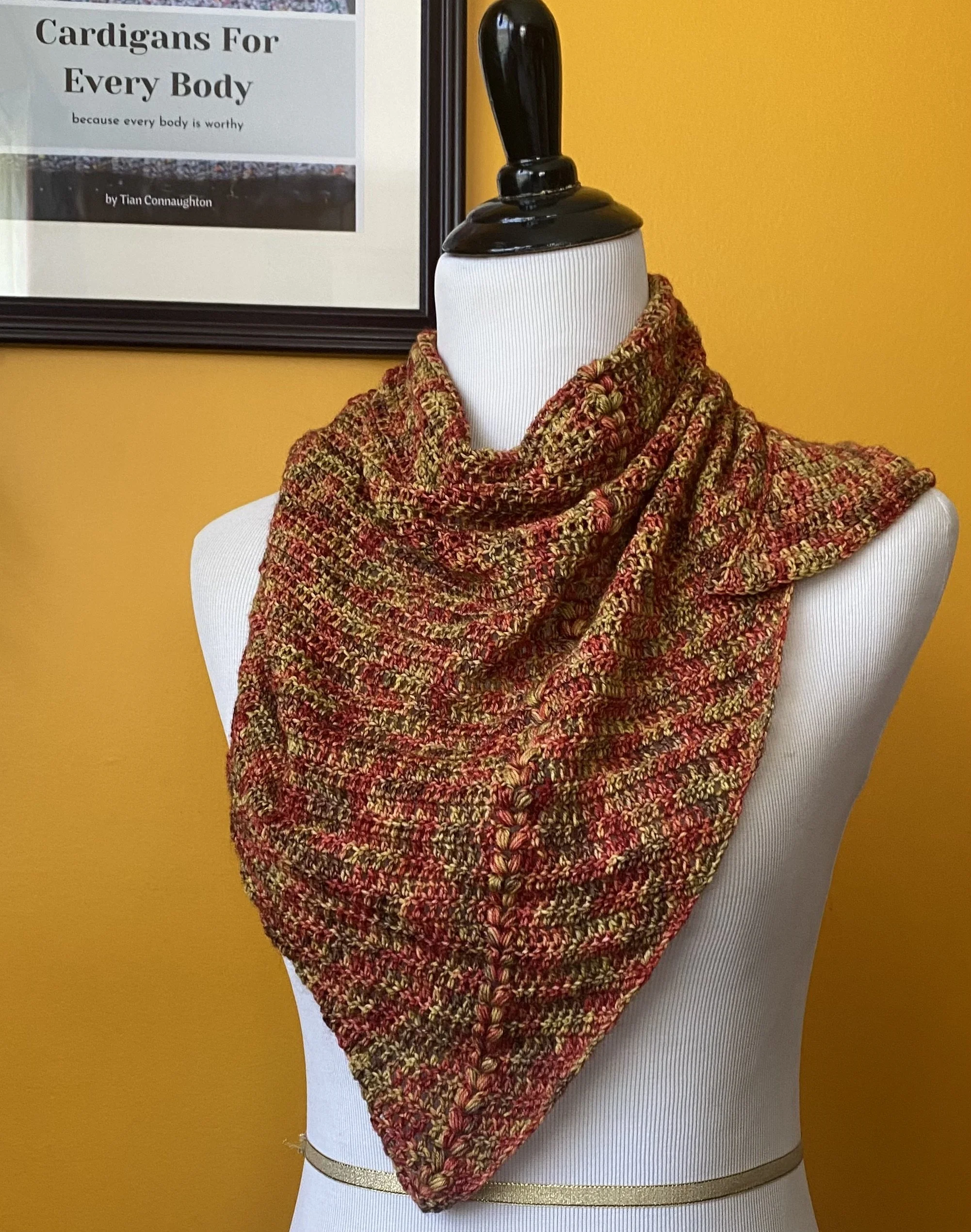 Round Hill Shawl _ tian connaughton1.jpeg