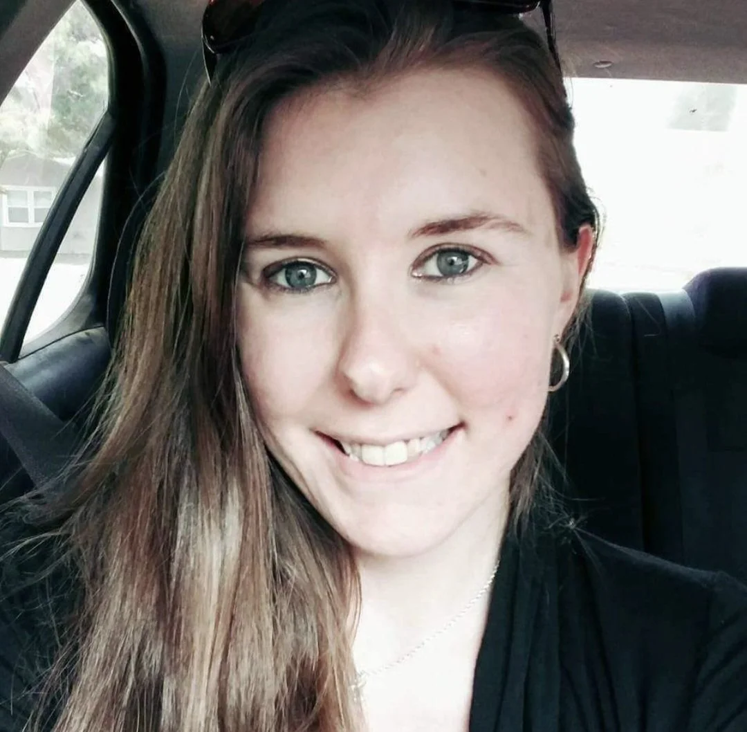 Lisa- Info_Secretary.jpg