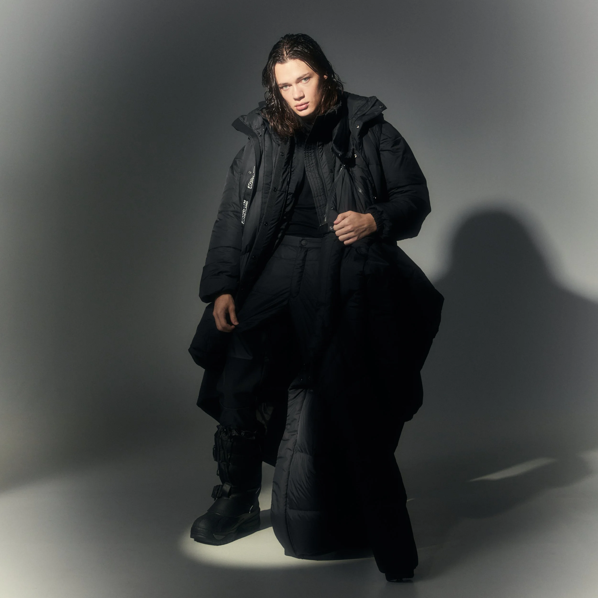 AW23_Editorial_0016.jpg