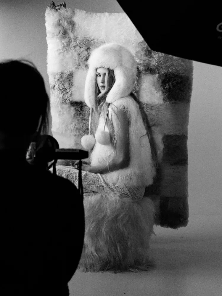 Behind the scenes for @feldurverk ✨

Photographer @sigridurr 

#makeupartist #photooftheday #fashion