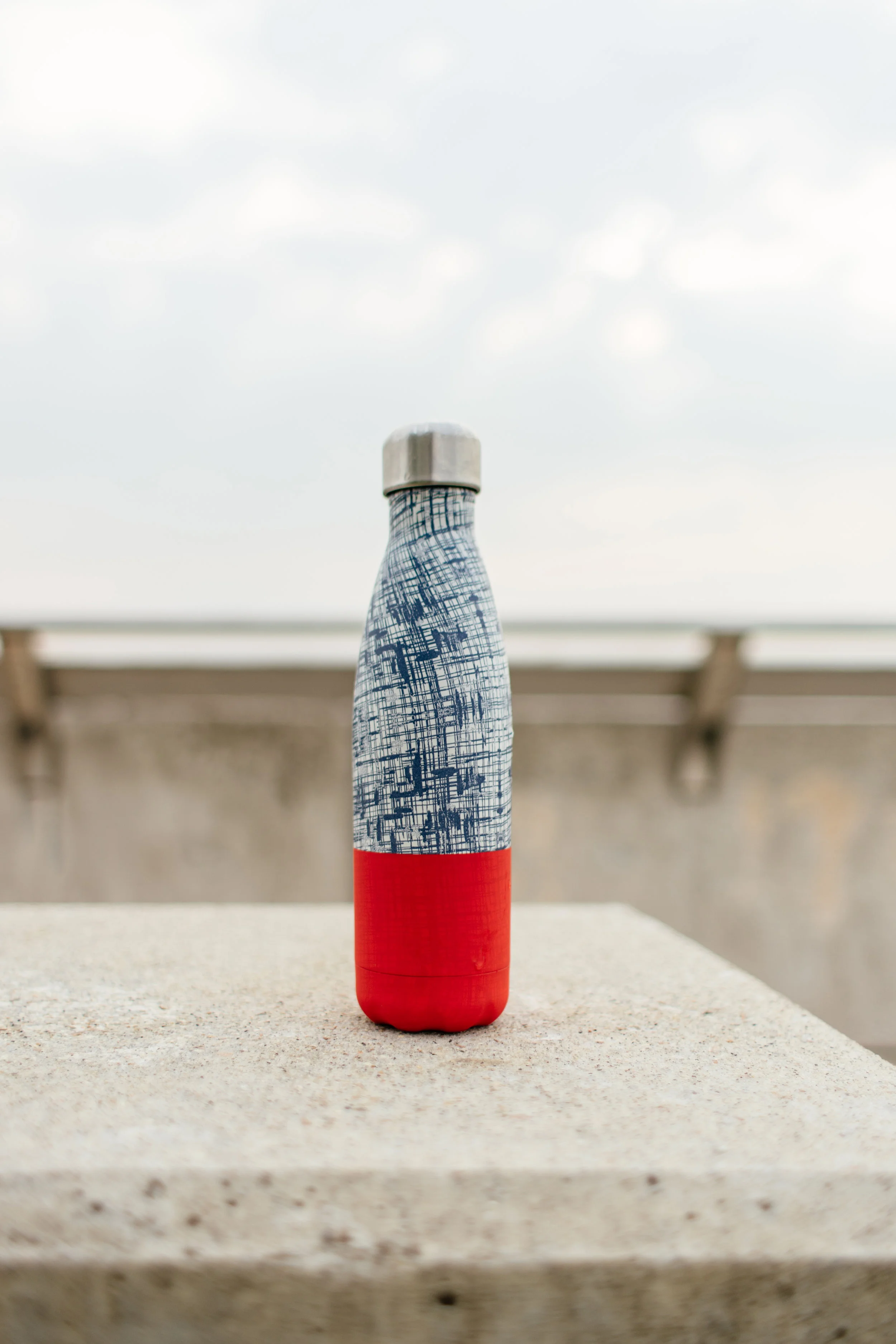 Does the Bottle Water You Drink From Contain Plastic Particles?  New Study Says Probably